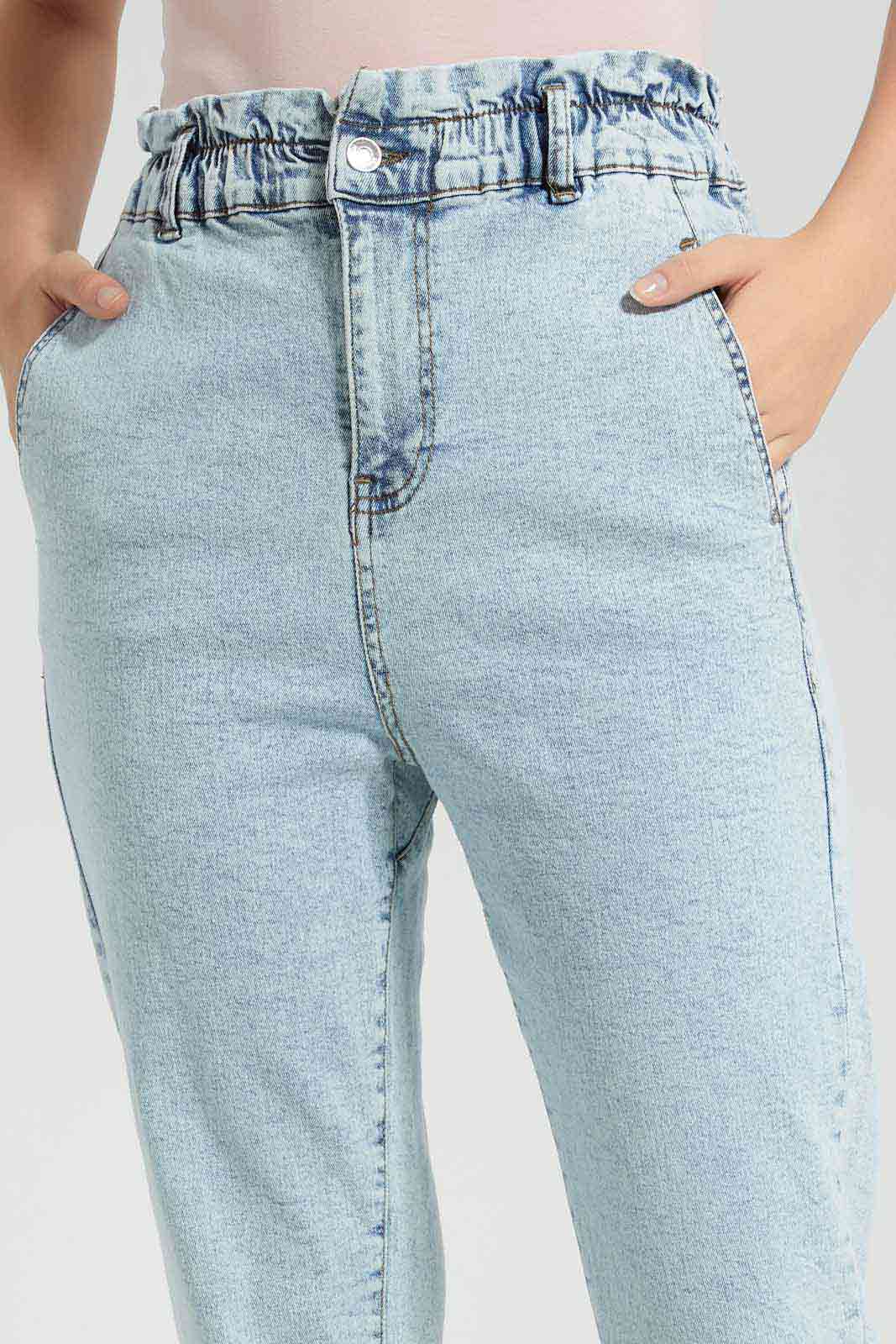 Redtag-Light-Wash-Baggy-Fit-Jean-Category:Jeans,-Colour:Light-Wash,-Deals:New-In,-Filter:Women's-Clothing,-New-In-Women,-Non-Sale,-S22D,-Section:Women,-TBL,-Women-Jeans-Women's-