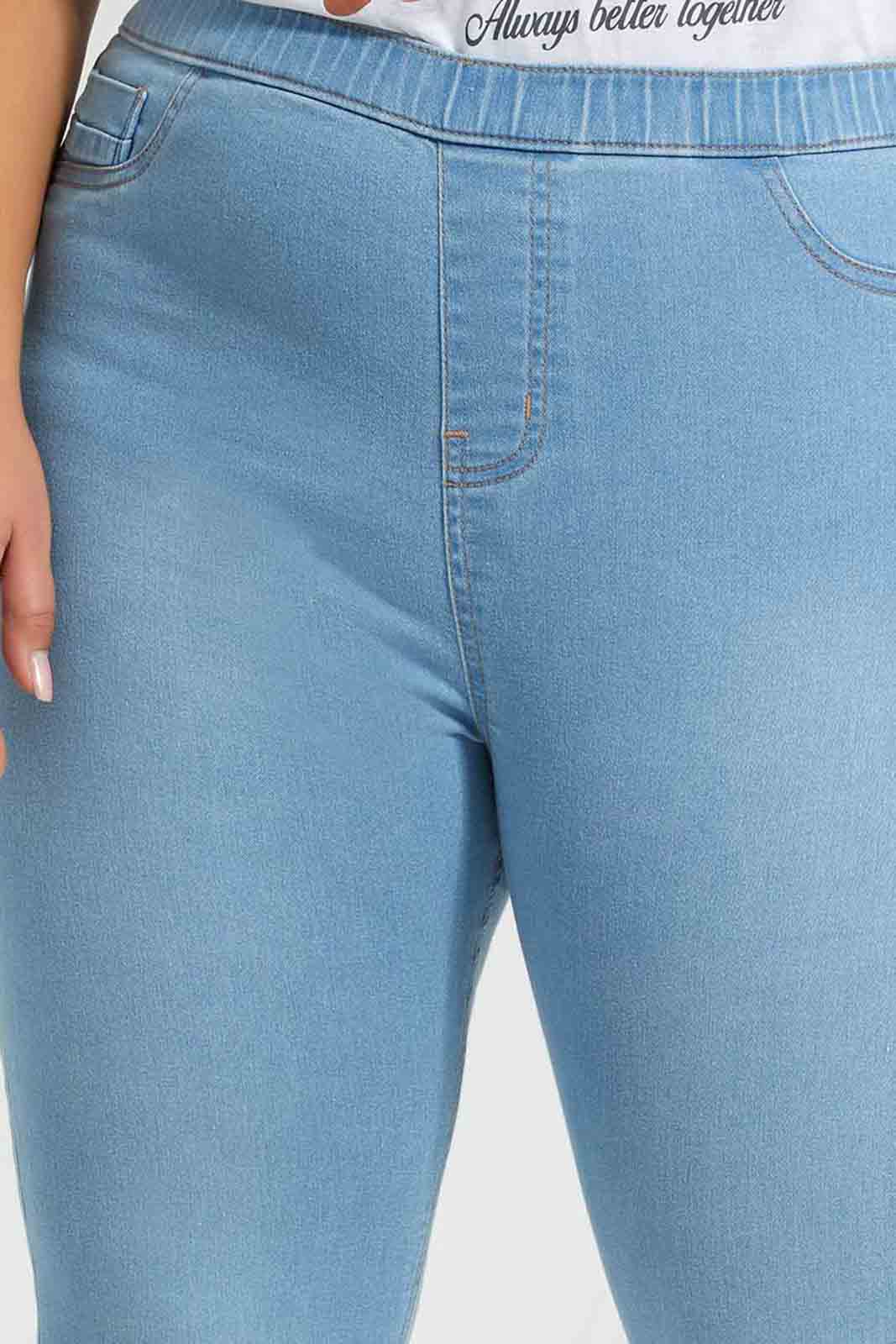 Redtag-Light-Wash-Jegging-With-Folded-Hem-Category:Jeggings,-Colour:Light-Wash,-Deals:New-In,-Filter:Plus-Size,-LDP-Jeggings,-New-In-LDP,-Non-Sale,-S22D,-Section:Women,-TBL-Women's-