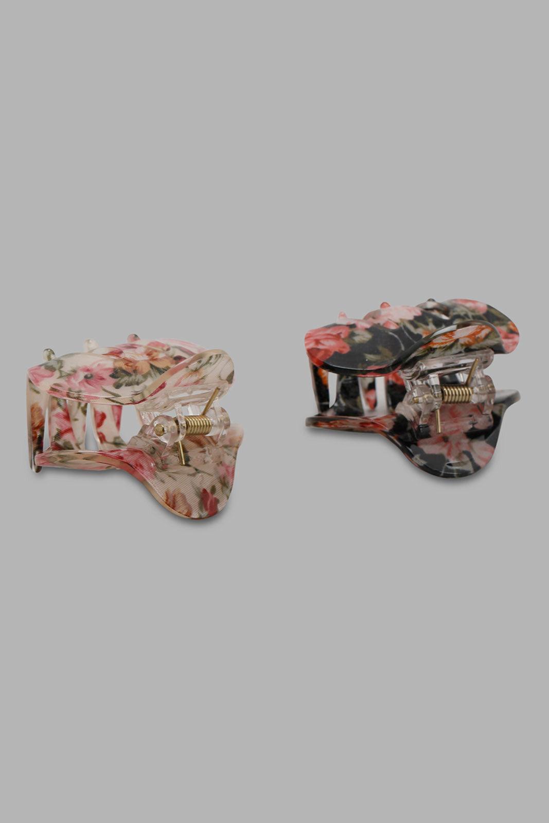 Redtag-Assorted-Hair-Claw-Category:Hair-Accessories,-Colour:Assorted,-Filter:Women's-Accessories,-LEC-Hair-Accessories,-New-In,-New-In-Women-ACC,-Non-Sale,-Section:Women,-W22O-Women-