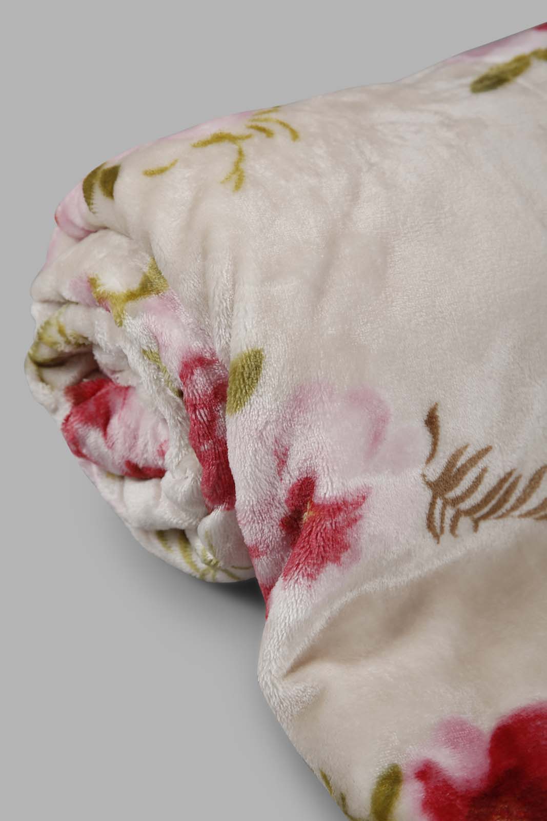 Redtag-Pink-Floral-Print-Blanket-(Single-Size)-Category:Blankets,-Colour:Pink,-Deals:New-In,-Filter:Home-Bedroom,-HMW-BED-Blankets,-New-In-HMW-BED,-Non-Sale,-Section:Homewares,-W22A-Home-Bedroom-