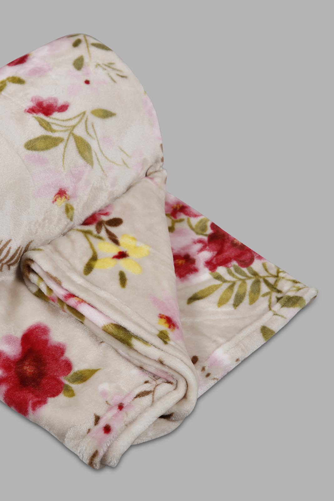 Redtag-Pink-Floral-Print-Blanket-(Single-Size)-Category:Blankets,-Colour:Pink,-Deals:New-In,-Filter:Home-Bedroom,-HMW-BED-Blankets,-New-In-HMW-BED,-Non-Sale,-Section:Homewares,-W22A-Home-Bedroom-
