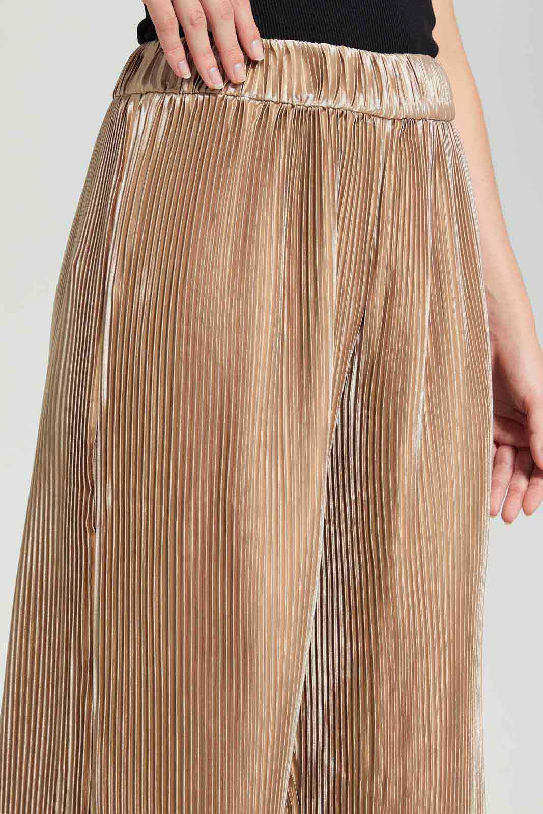 Redtag-Beige-Wide-Legged-Trouser-With-Side-Slit-At-The-Bottom-Category:Trousers,-Colour:Beige,-Deals:New-In,-Filter:Women's-Clothing,-New-In-Women-APL,-Non-Sale,-Section:Women,-W22O,-Women-Trousers-Women's-