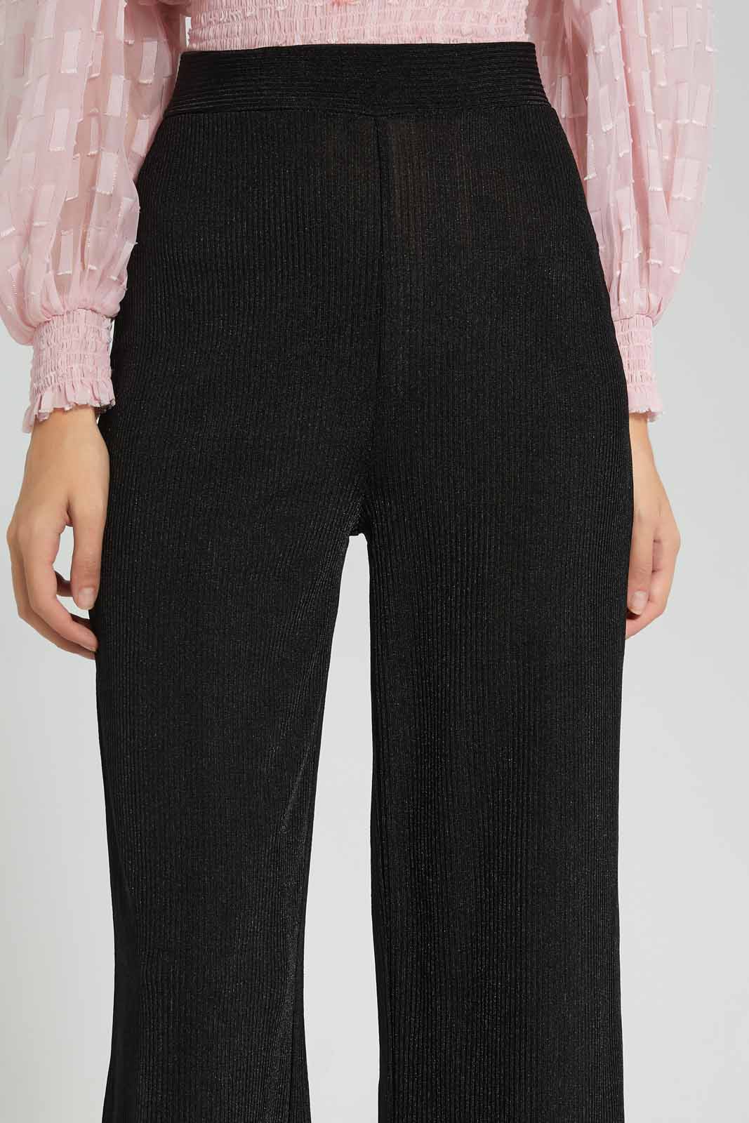 Redtag-Black-Wide-Leg-Elaticated-Waist-Trouser-Category:Trousers,-Colour:Black,-Deals:New-In,-Filter:Women's-Clothing,-New-In-Women-APL,-Non-Sale,-Section:Women,-W22O,-Women-Trousers-Women's-