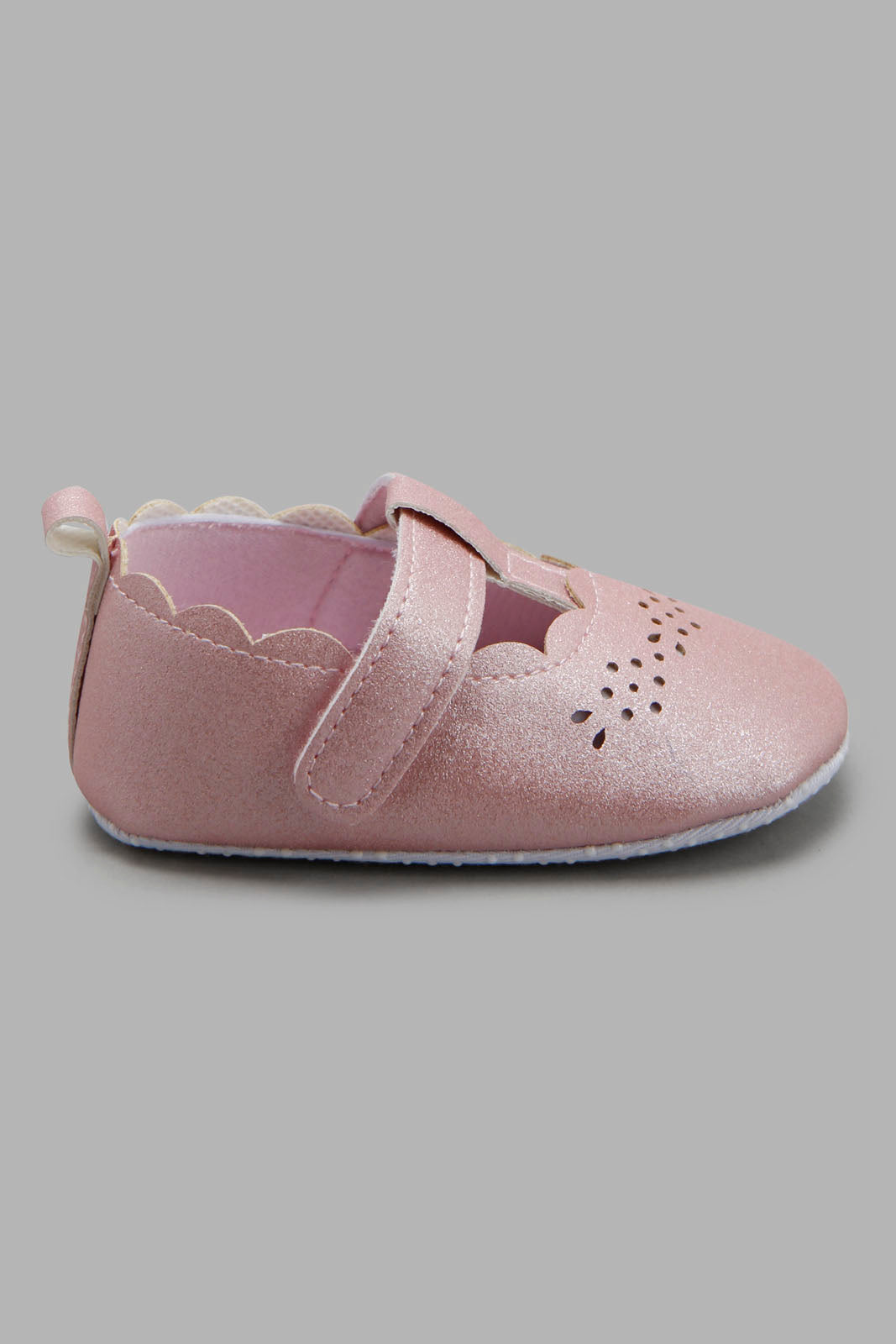 Redtag-Pink-Pram-Shoe-Category:Shoes,-Colour:Pink,-Deals:New-In,-Filter:Baby-Footwear-(0-to-18-Mths),-NBF-Shoes,-New-In-NBF-FOO,-Non-Sale,-Section:Boys-(0-to-14Yrs),-W22B-Baby-0 to 18 Months