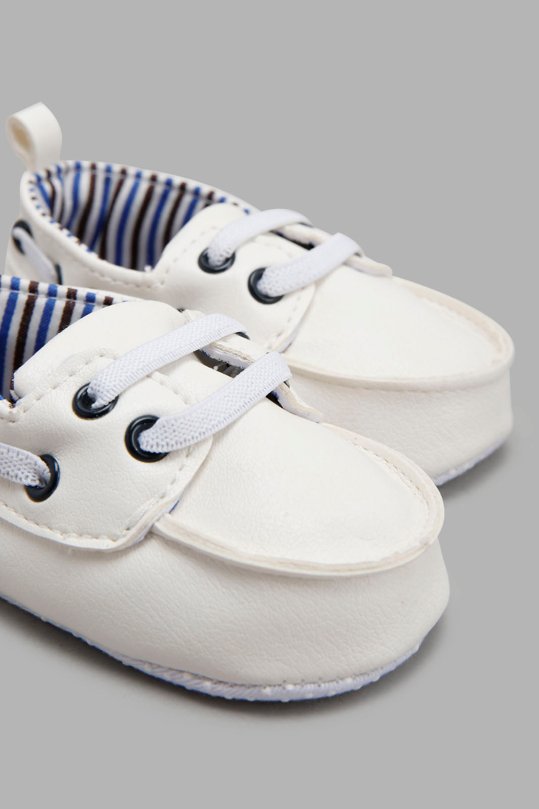 Redtag-White-Pram-Shoe-Category:Shoes,-Colour:White,-Deals:New-In,-Filter:Baby-Footwear-(0-to-18-Mths),-NBF-Shoes,-New-In-NBF-FOO,-Non-Sale,-Section:Boys-(0-to-14Yrs),-W22A-Baby-0 to 18 Months