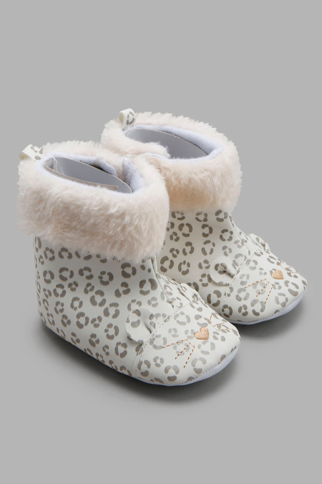 Redtag-White-Faux-Fur-Pram-Booties-Category:Boots,-Colour:White,-Deals:New-In,-Filter:Baby-Footwear-(0-to-18-Mths),-NBF-Boots,-New-In-NBF-FOO,-Non-Sale,-Section:Boys-(0-to-14Yrs),-W22B-Baby-0 to 18 Months