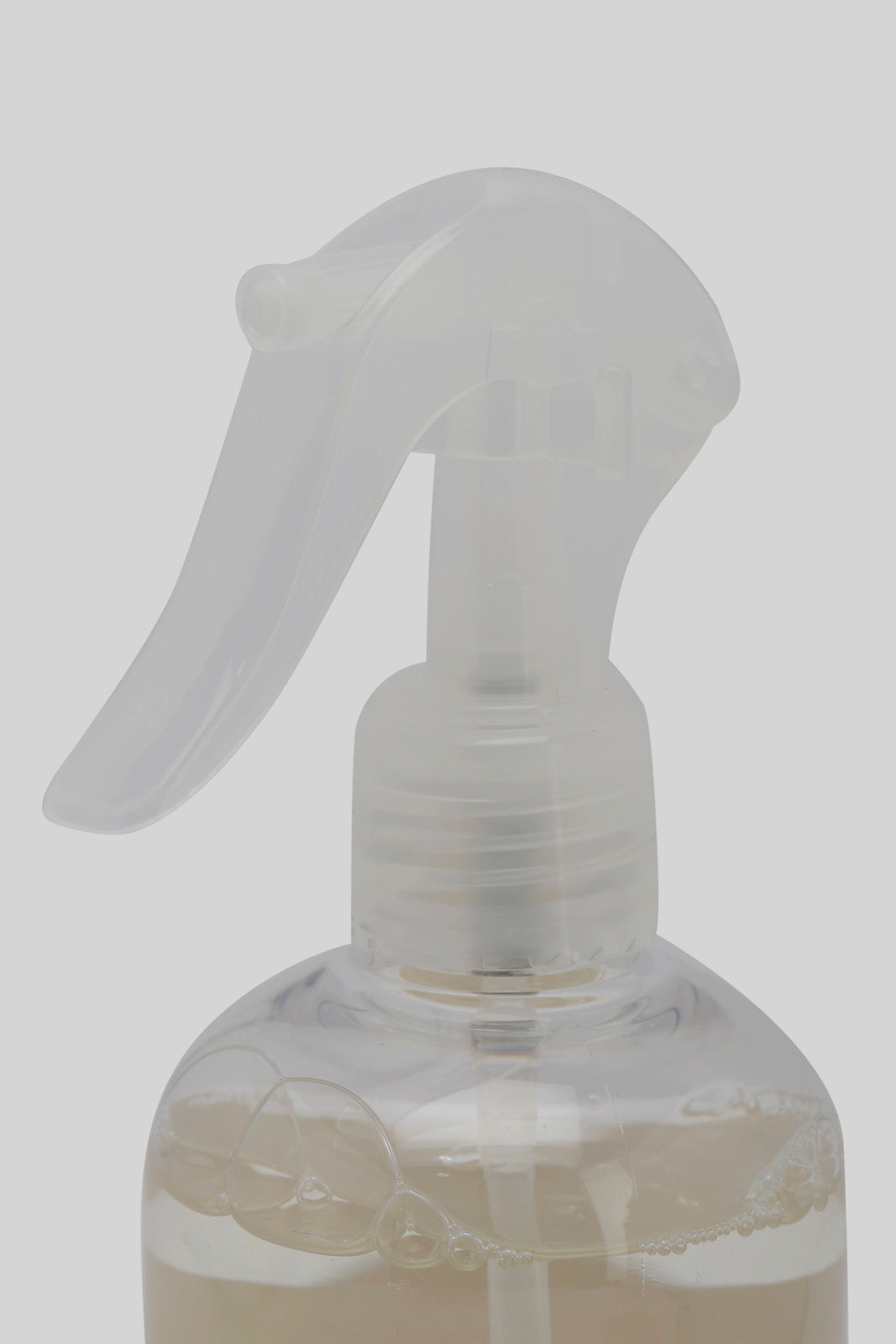 Redtag-Serenity-Linen-Roomspray-(300Ml)-Category:Diffuser,-Colour:Pink,-Deals:New-In,-Filter:Home-Decor,-HMW-HOM-Candle-&-Fragrances,-New-In-HMW-HOM,-Non-Sale,-Section:Homewares,-W22O-Home-Decor-