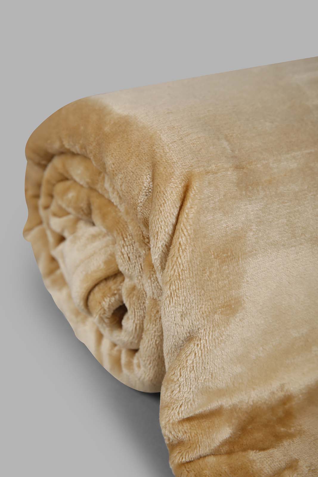 Redtag-Beige-Ultra-Soft-Blanket-(Single-Size)-Category:Blankets,-Colour:Beige,-Deals:New-In,-Filter:Home-Bedroom,-HMW-BED-Blankets,-New-In-HMW-BED,-Non-Sale,-Section:Homewares,-W22A-Home-Bedroom-