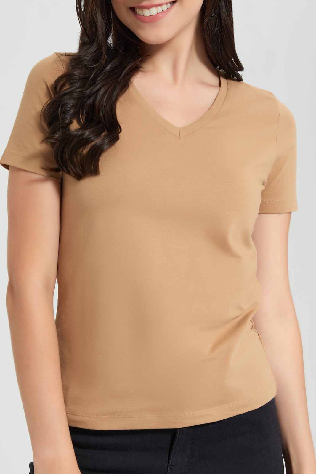 Redtag-Brown-Short-Sleeve-V-Neck-T-Shirt-Category:T-Shirts,-Colour:Brown,-Deals:New-In,-Filter:Women's-Clothing,-New-In-Women,-Non-Sale,-Section:Women,-TBL,-W22O,-Women-T-Shirts-Women's-