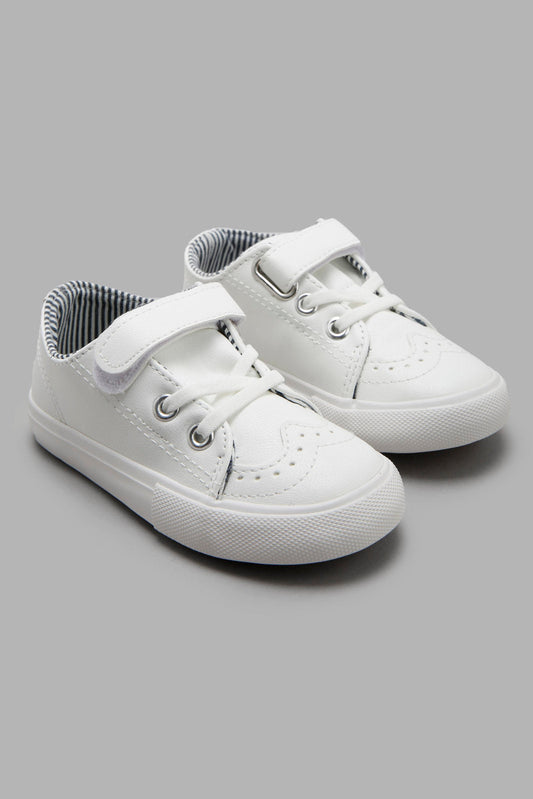 Redtag-White-Sneaker-Category:Shoes,-Colour:White,-Deals:New-In,-Filter:Boys-Footwear-(1-to-3-Yrs),-INB-Shoes,-New-In-INB-FOO,-Non-Sale,-Section:Boys-(0-to-14Yrs),-W22A-Infant-Boys-1 to 3 Years