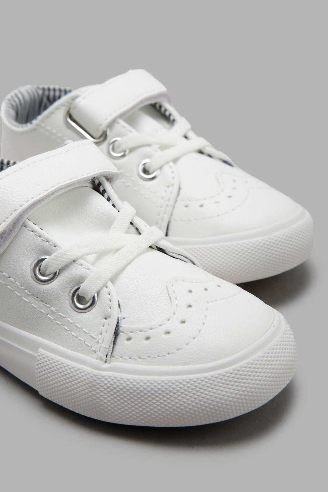 Redtag-White-Sneaker-Category:Shoes,-Colour:White,-Deals:New-In,-Filter:Boys-Footwear-(1-to-3-Yrs),-INB-Shoes,-New-In-INB-FOO,-Non-Sale,-Section:Boys-(0-to-14Yrs),-W22A-Infant-Boys-1 to 3 Years