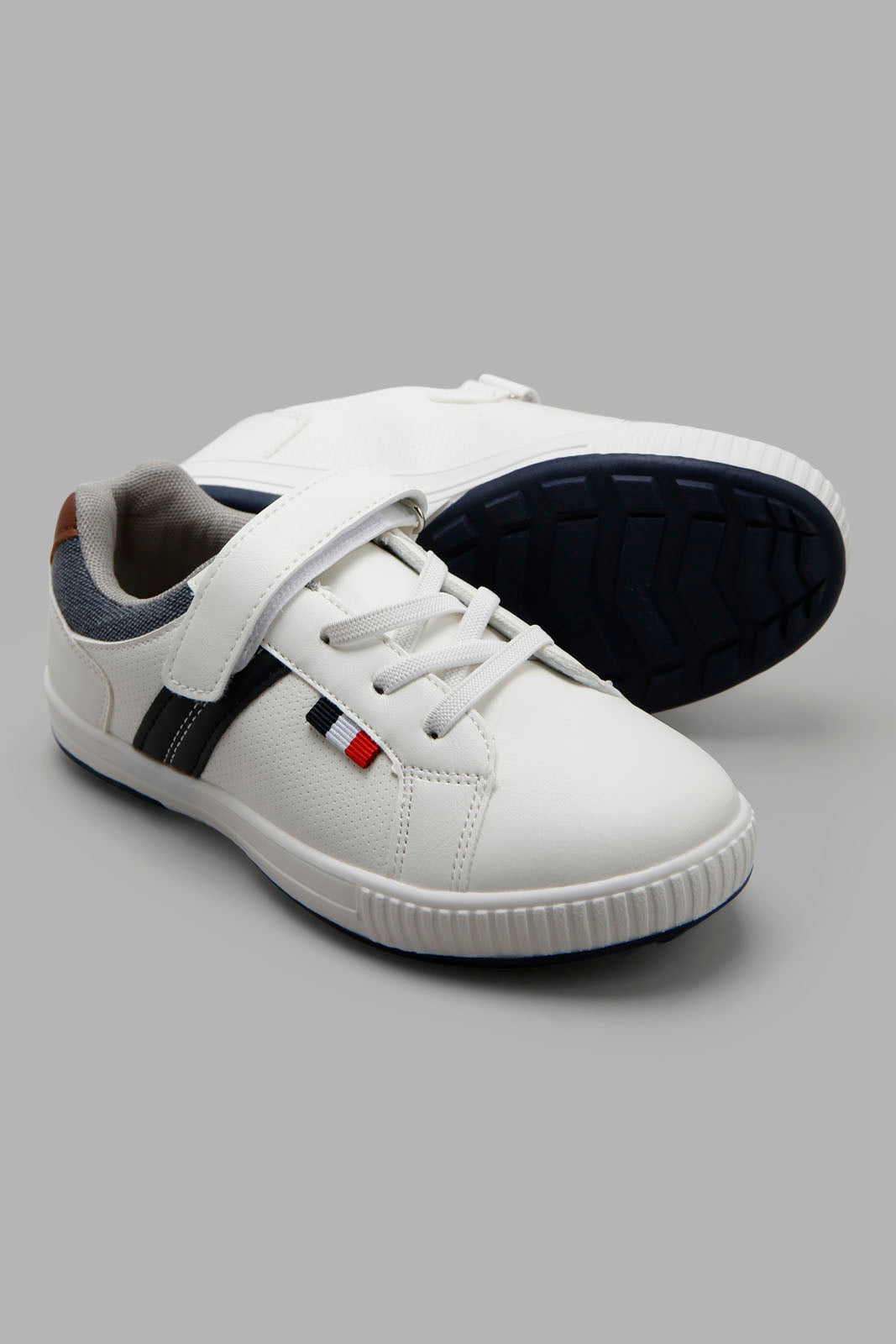 Redtag-White-Colour-Block-Sneaker-BOY-Shoes,-BTS,-Category:Shoes,-Colour:White,-Deals:New-In,-Filter:Boys-Footwear-(3-to-5-Yrs),-New-In-BOY-FOO,-Non-Sale,-Section:Boys-(0-to-14Yrs),-W22A-Boys-3 to 5 Years
