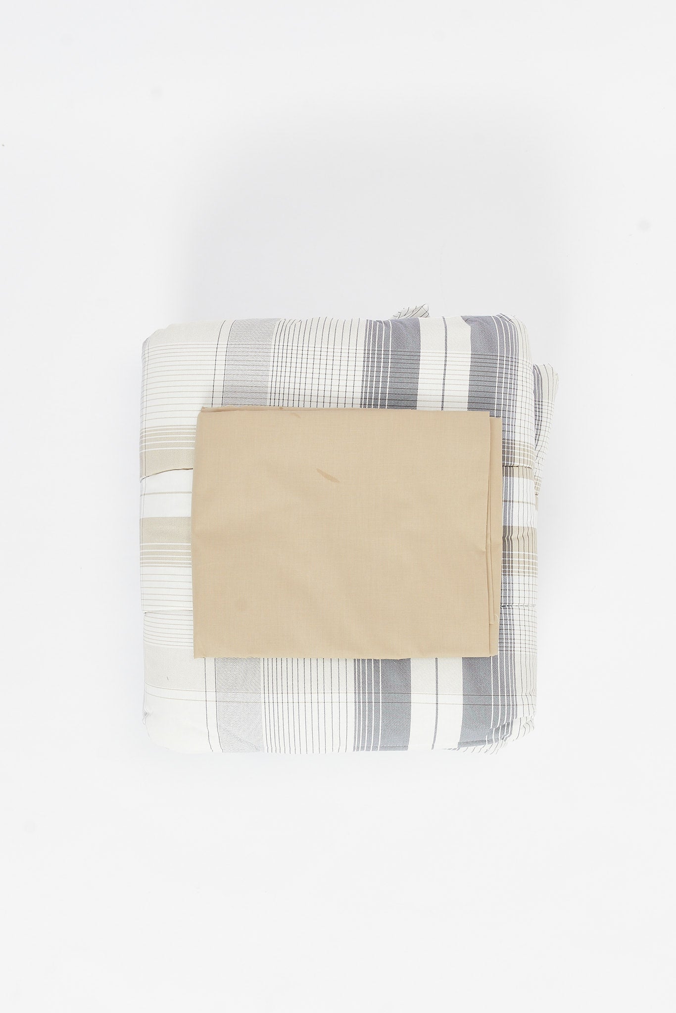 Redtag-Assorted-3-Piece-Comforter-Set(Single-Size)-365,-Category:Comforters,-Colour:Assorted,-Deals:New-In,-Dept:Home,-Filter:Home-Bedroom,-HMW-BED-Comforters,-New-In-HMW-BED,-Non-Sale,-Section:Homewares-Home-Bedroom-