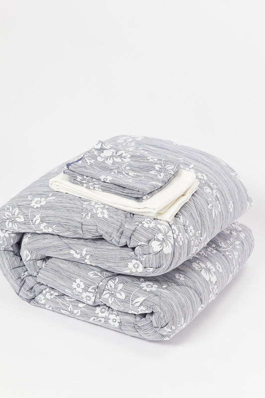 Redtag-Assorted-4-Piece-Comforter-Set-(Double-Size)-365,-Category:Comforters,-Colour:Assorted,-Deals:New-In,-Dept:Home,-Filter:Home-Bedroom,-HMW-BED-Comforters,-New-In-HMW-BED,-Non-Sale,-Section:Homewares-Home-Bedroom-
