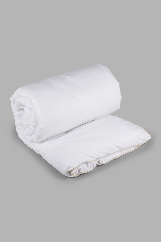 Redtag-White-Duvet-With-Piping-(Single-Size)-365,-Category:Duvets,-Colour:White,-Deals:New-In,-Filter:Home-Bedroom,-HMW-BED-Duvets,-New-In-HMW-BED,-Non-Sale,-Section:Homewares-Home-Bedroom-