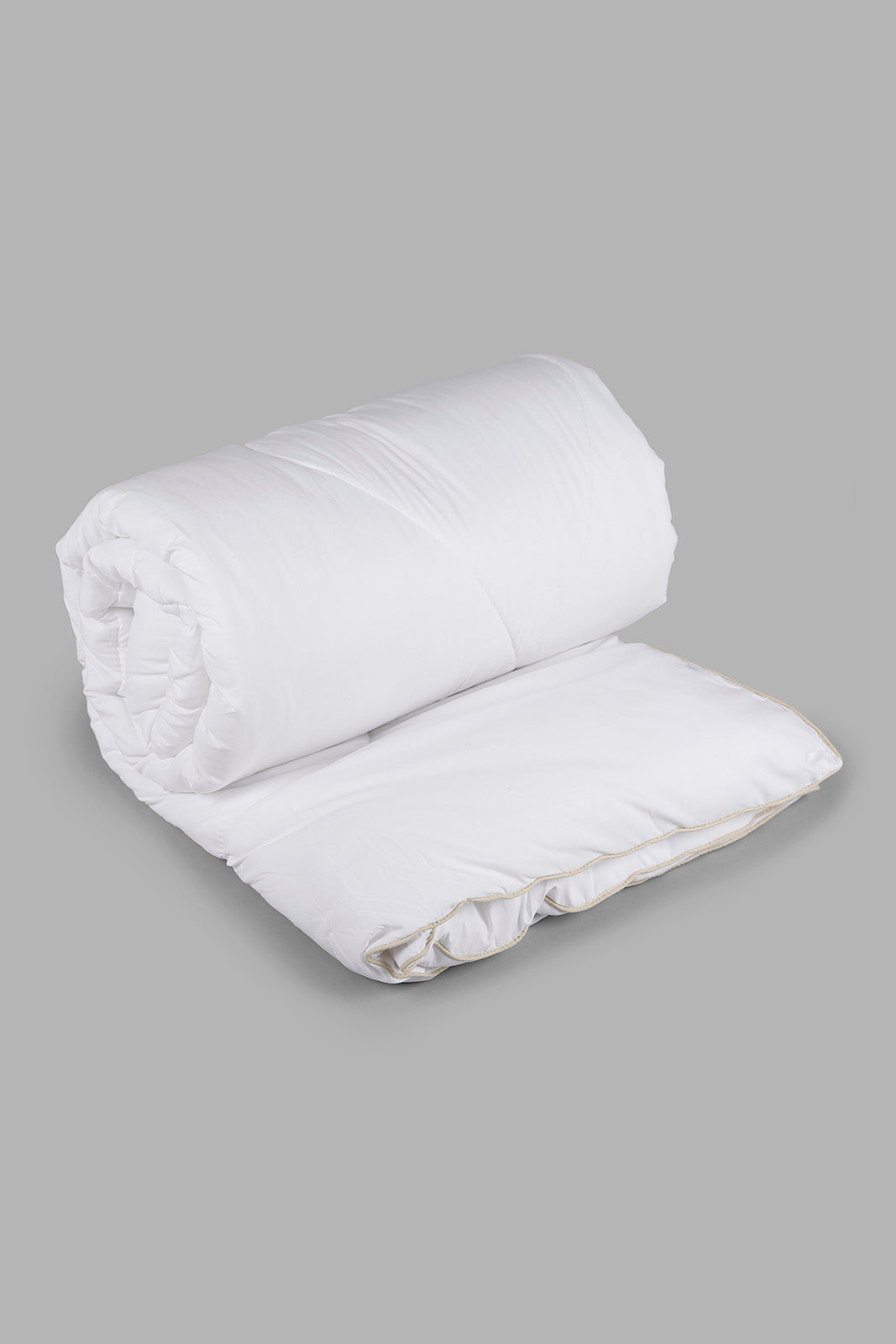 Redtag-White-Duvet-With-Piping-(Double-Size)-365,-Category:Duvets,-Colour:White,-Deals:New-In,-Filter:Home-Bedroom,-HMW-BED-Duvets,-New-In-HMW-BED,-Non-Sale,-Section:Homewares-Home-Bedroom-