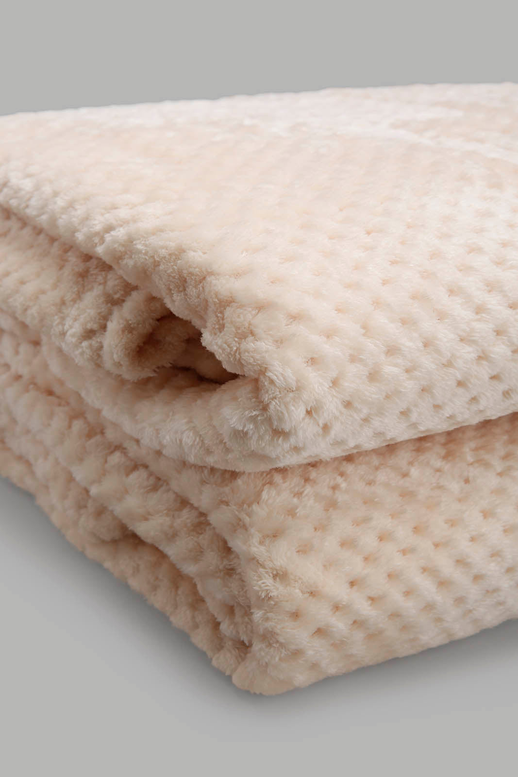 Redtag-Cream-Ultra-Soft-Blanket-(Double-Size)-Category:Blankets,-Colour:Cream,-Deals:New-In,-Filter:Home-Bedroom,-HMW-BED-Blankets,-New-In-HMW-BED,-Non-Sale,-Section:Homewares,-W22O-Home-Bedroom-