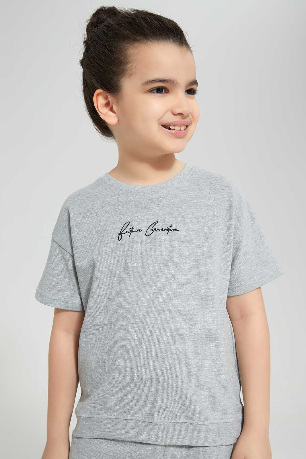 Redtag-Grey-M-Embroidered-Oversize-SS-T-Shirt-BOY-T-Shirts,-Category:T-Shirts,-Colour:Grey,-Deals:New-In,-Filter:Boys-(2-to-8-Yrs),-New-In-BOY,-Non-Sale,-Section:Boys-(0-to-14Yrs),-TBL,-W22O-Boys-2 to 8 Years