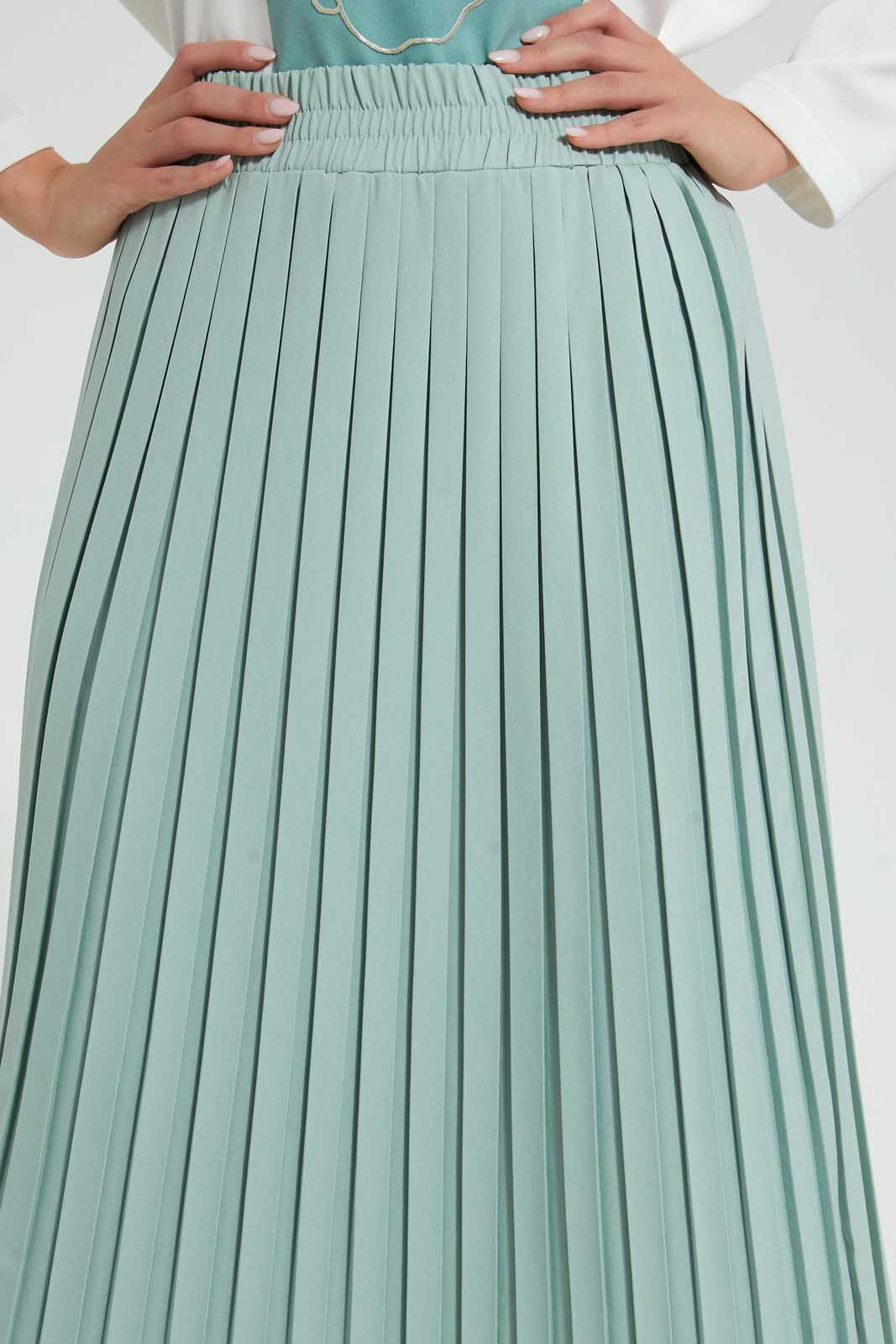 Redtag-Green-Knee-Length-Skirt-Skirts--