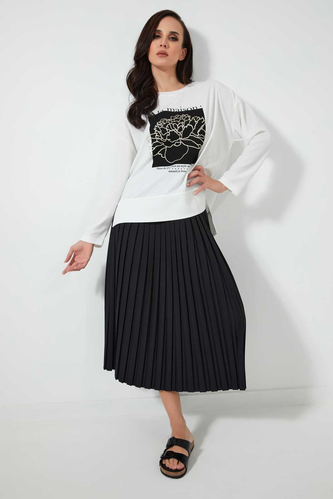 Redtag-Black-Knee-Length-Skirt-Skirts--