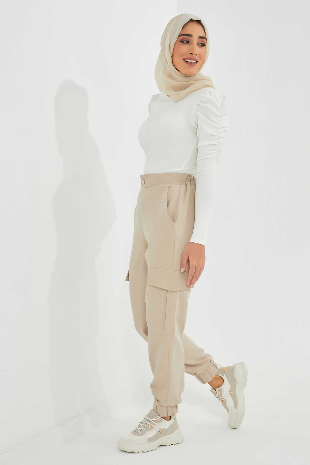 Beige Jogger With Cargo Pockets