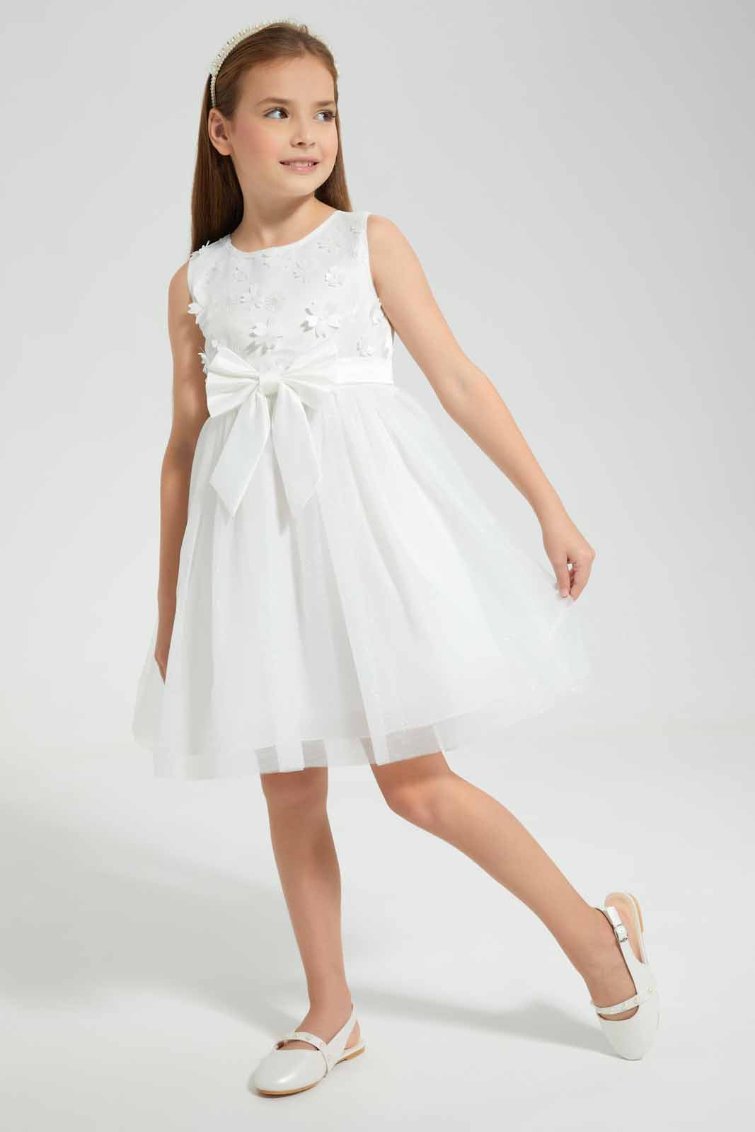 Redtag-White-Flower-Applique-&-Bow-Tulle-Dress-Category:Dresses,-Colour:White,-Deals:New-In,-EID,-Filter:Girls-(2-to-8-Yrs),-GIR-Dresses,-New-In-GIR-APL,-Non-Sale,-Section:Girls-(0-to-14Yrs),-W22O-Girls-2 to 8 Years