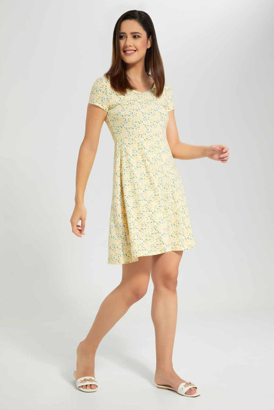 Redtag-Assorted-Printed-Skarted-Dress-Category:Dresses,-Colour:Assorted,-Deals:New-In,-Filter:Women's-Clothing,-New-In-Women-APL,-Non-Sale,-Section:Women,-W22O,-Women-Dresses-Women's-