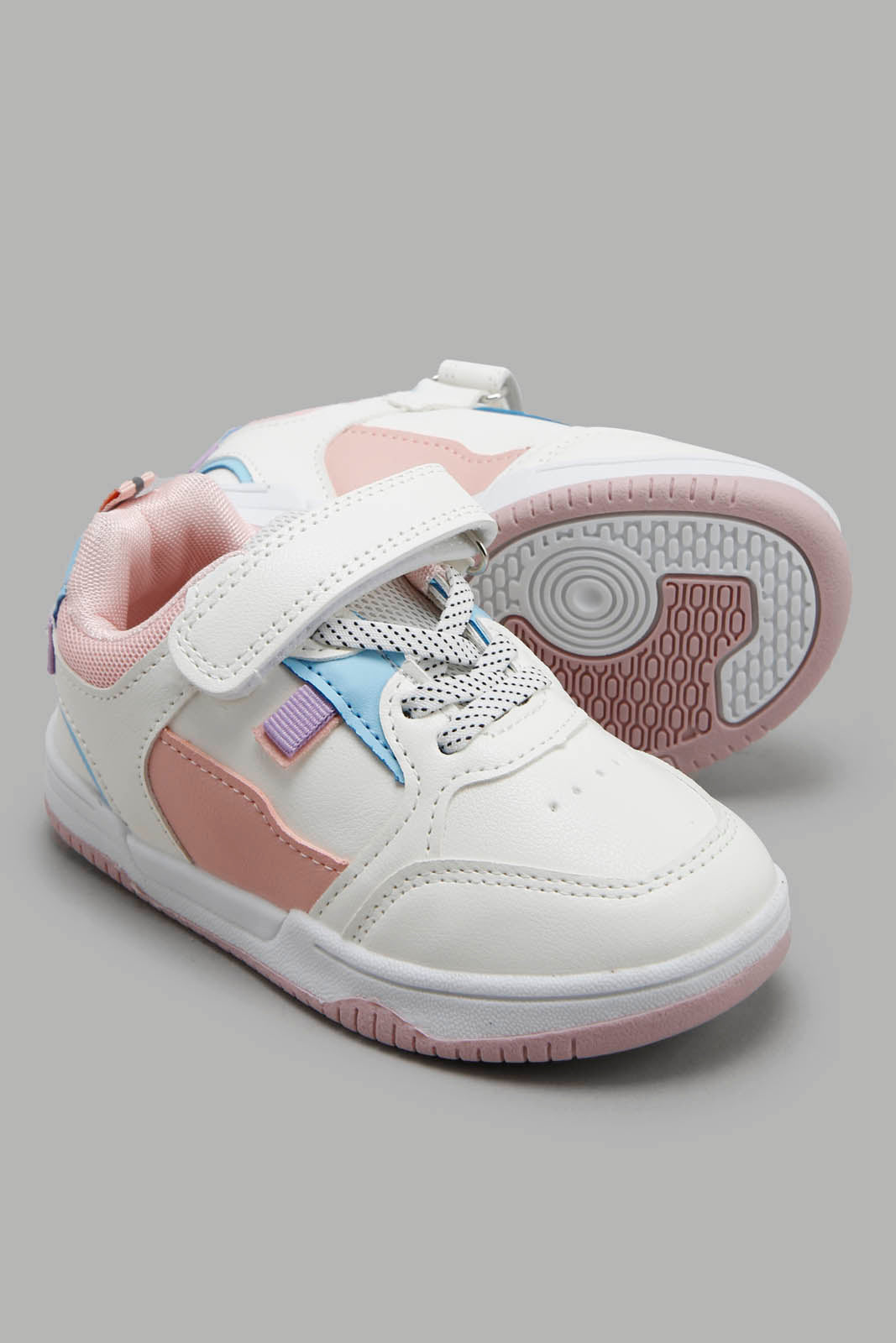 Redtag-White-Velcro-Strap-Sneaker-Category:Trainers,-Colour:White,-Deals:New-In,-Filter:Girls-Footwear-(3-to-5-Yrs),-GIR-Trainers,-New-In-GIR-FOO,-Non-Sale,-Section:Girls-(0-to-14Yrs),-W22A-Girls-3 to 5 Years