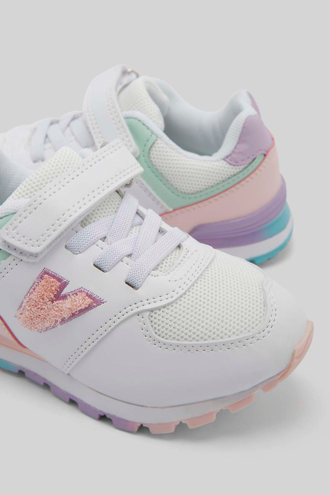 Redtag-White-Velcro-Strap-Sneaker-Category:Trainers,-Colour:White,-Deals:New-In,-Dept:Girls,-Filter:Girls-Footwear-(3-to-5-Yrs),-GIR-Trainers,-New-In-GIR-FOO,-Non-Sale,-Section:Girls-(0-to-14Yrs),-W22B-Girls-3 to 5 Years