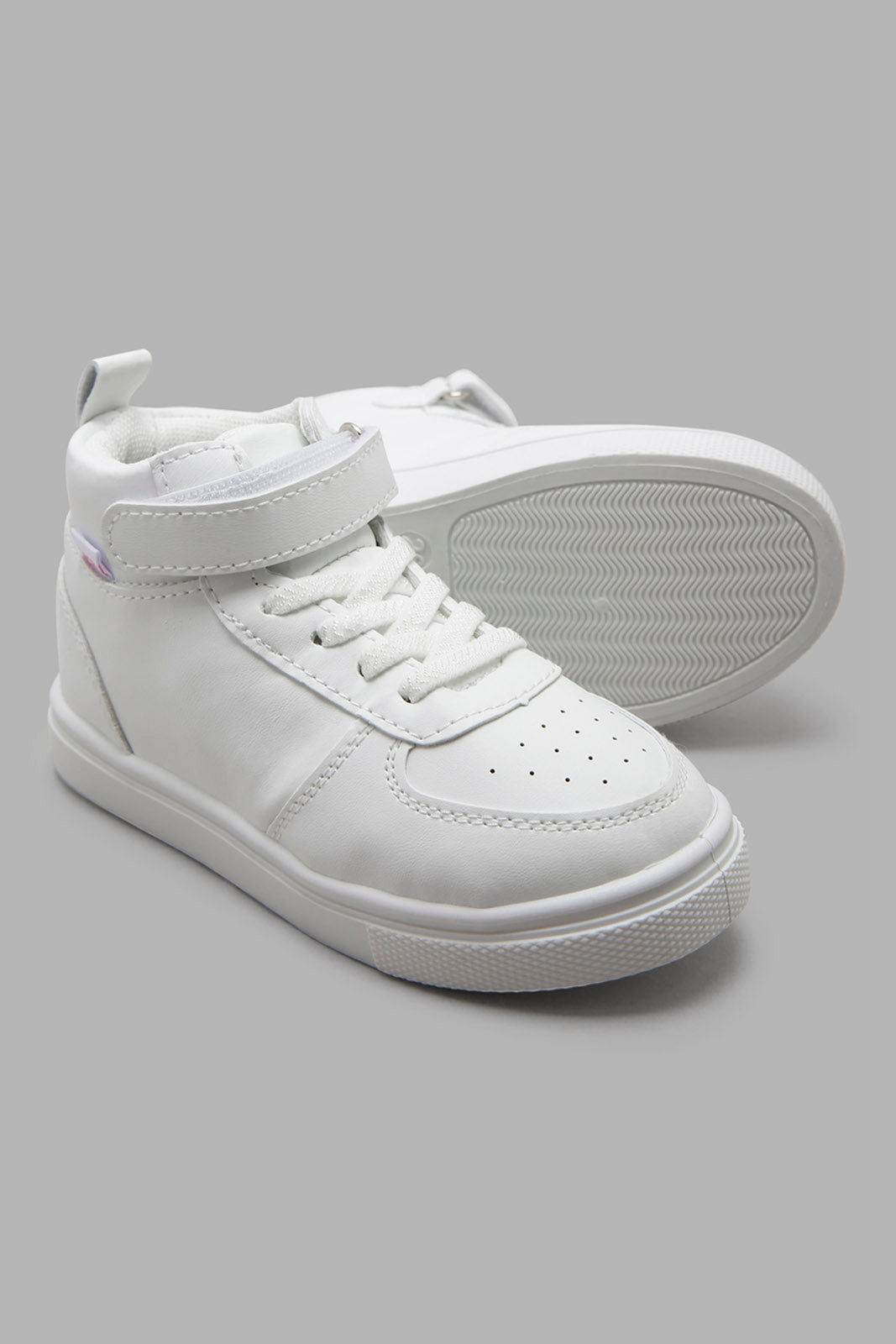 Redtag-White-High-Top-Sneaker-Category:Trainers,-Colour:White,-Deals:New-In,-Filter:Girls-Footwear-(3-to-5-Yrs),-GIR-Trainers,-NDAY,-New-In-GIR-FOO,-Non-Sale,-Section:Girls-(0-to-14Yrs),-W22A-Girls-3 to 5 Years