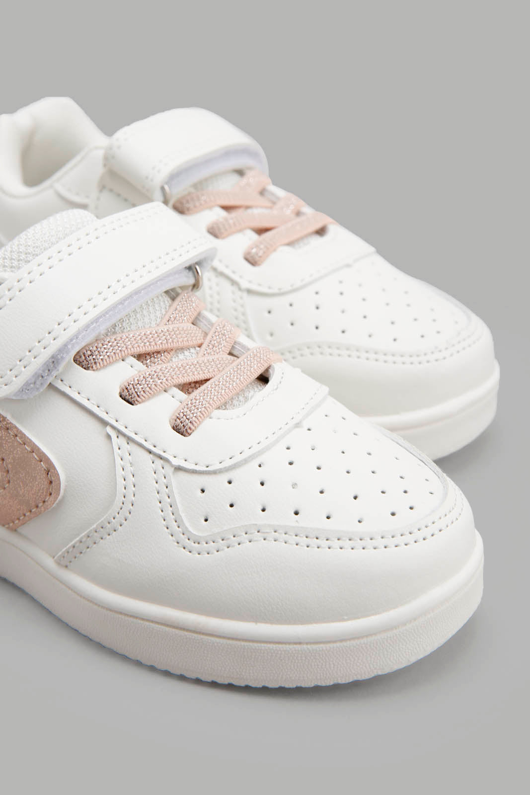 Redtag-White-Velcro-Strap-Sneakers-Category:Trainers,-Colour:White,-Deals:New-In,-Filter:Girls-Footwear-(3-to-5-Yrs),-GIR-Trainers,-New-In-GIR-FOO,-Non-Sale,-Section:Girls-(0-to-14Yrs),-W22A-Girls-3 to 5 Years