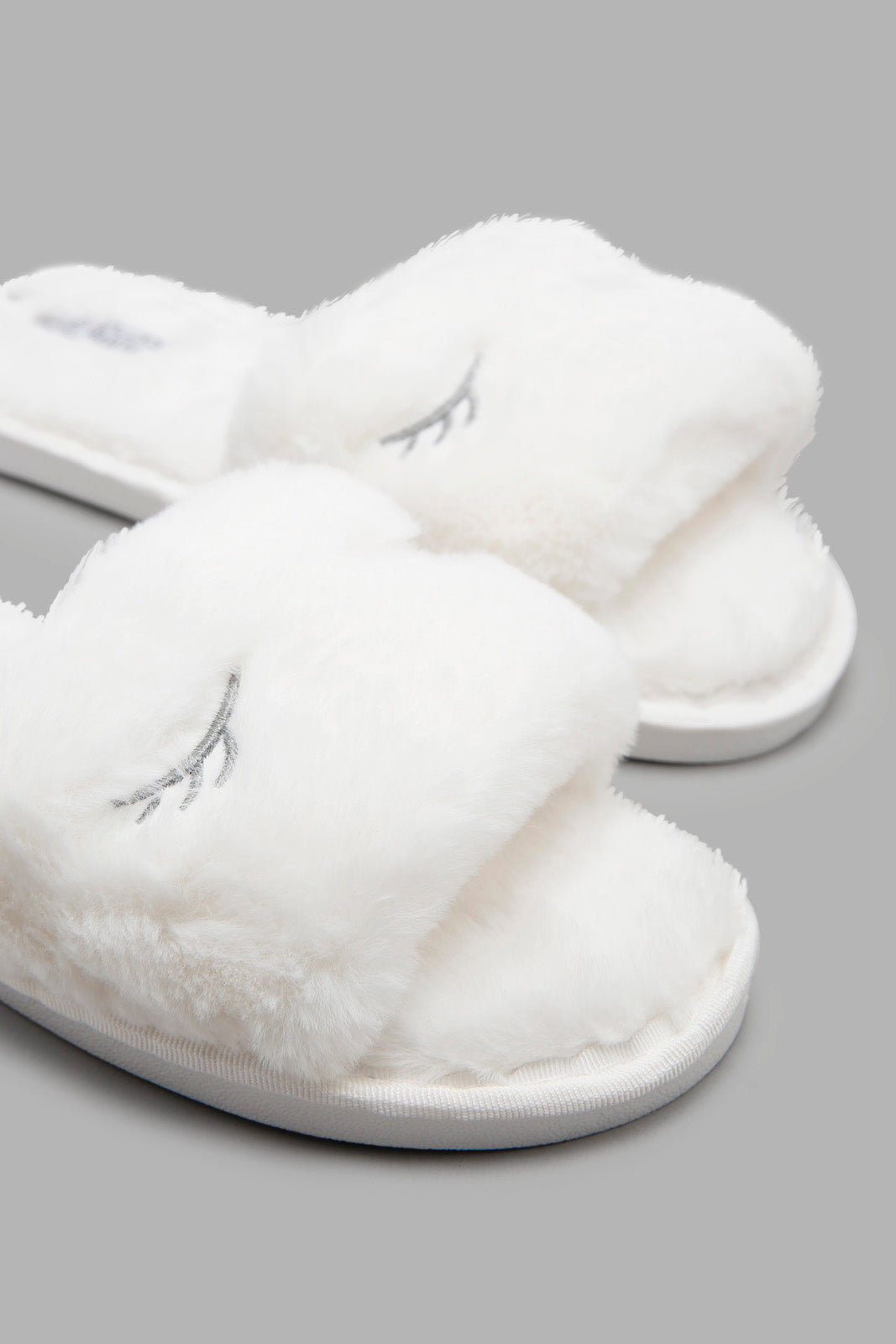 Redtag-White-Slipper-With-Eyelash-Embroidery-Category:Slippers,-CHR,-Colour:White,-Deals:New-In,-Filter:Women's-Footwear,-New-In-Women-FOO,-Non-Sale,-Section:Women,-W22A,-Women-Slippers-Women's-