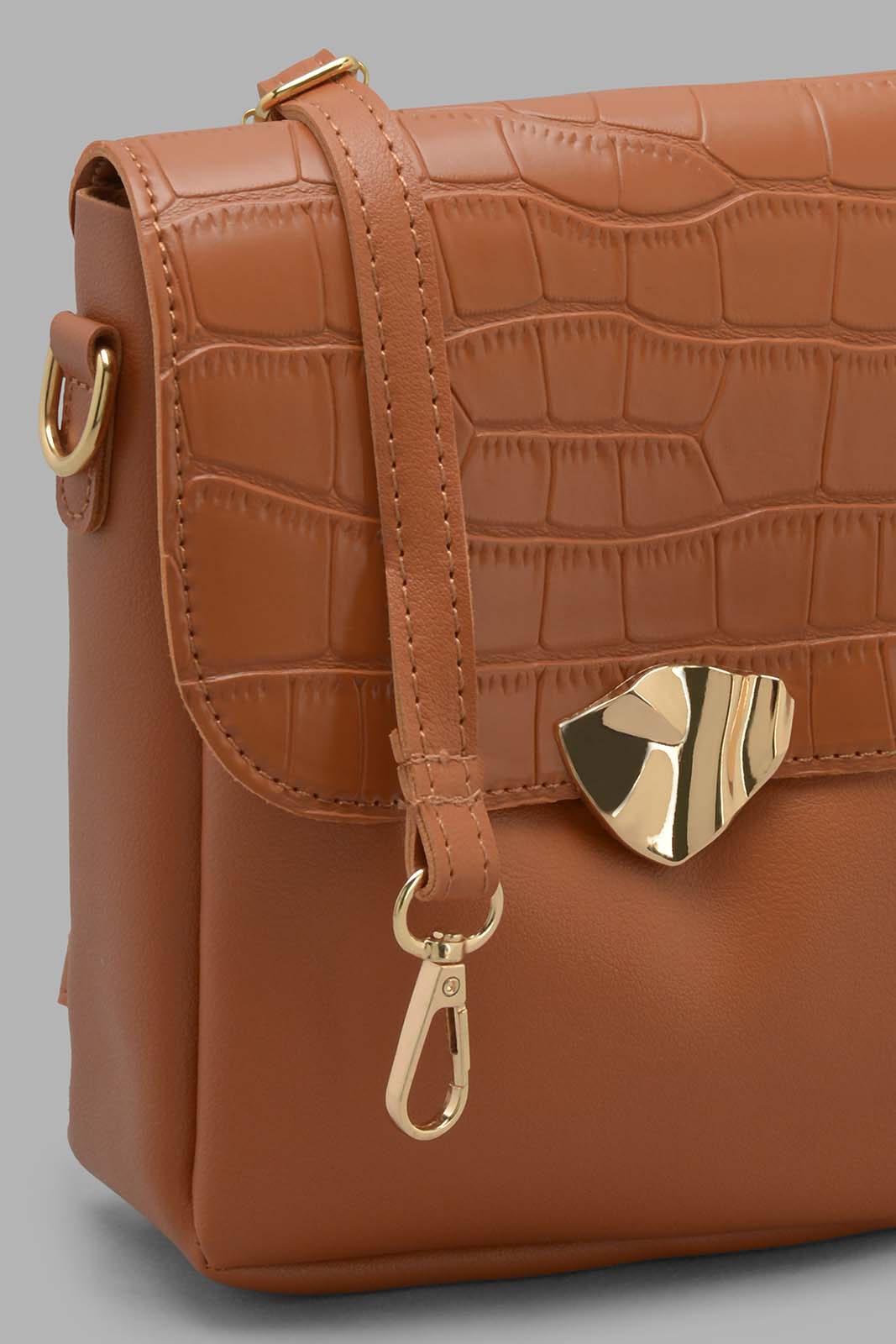 Redtag-Tan-Mobile-Pouch-Category:Bags,-Colour:Tan,-Filter:Women's-Accessories,-New-In,-New-In-Women-ACC,-Non-Sale,-Section:Women,-W22O,-Women-Bags-Women-