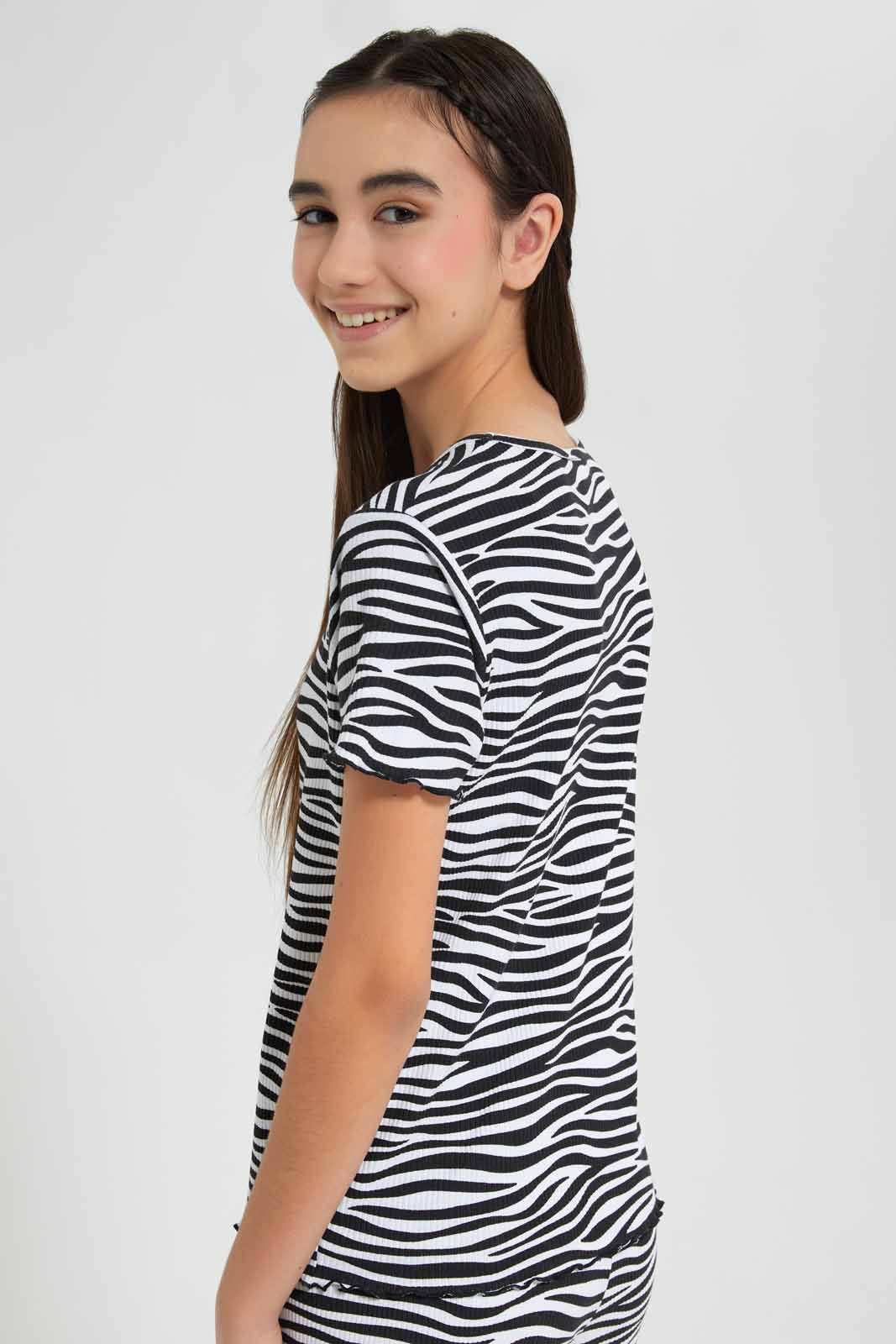 Redtag-Assorted-White/Black-Zebra-Print-Rib-T-Shirt-Category:T-Shirts,-Colour:Assorted,-Deals:New-In,-Filter:Senior-Girls-(9-to-14-Yrs),-GSR-T-Shirts,-New-In-GSR-APL,-Non-Sale,-Section:Girls-(0-to-14Yrs),-TBL,-W22O-Senior-Girls-9 to 14 Years