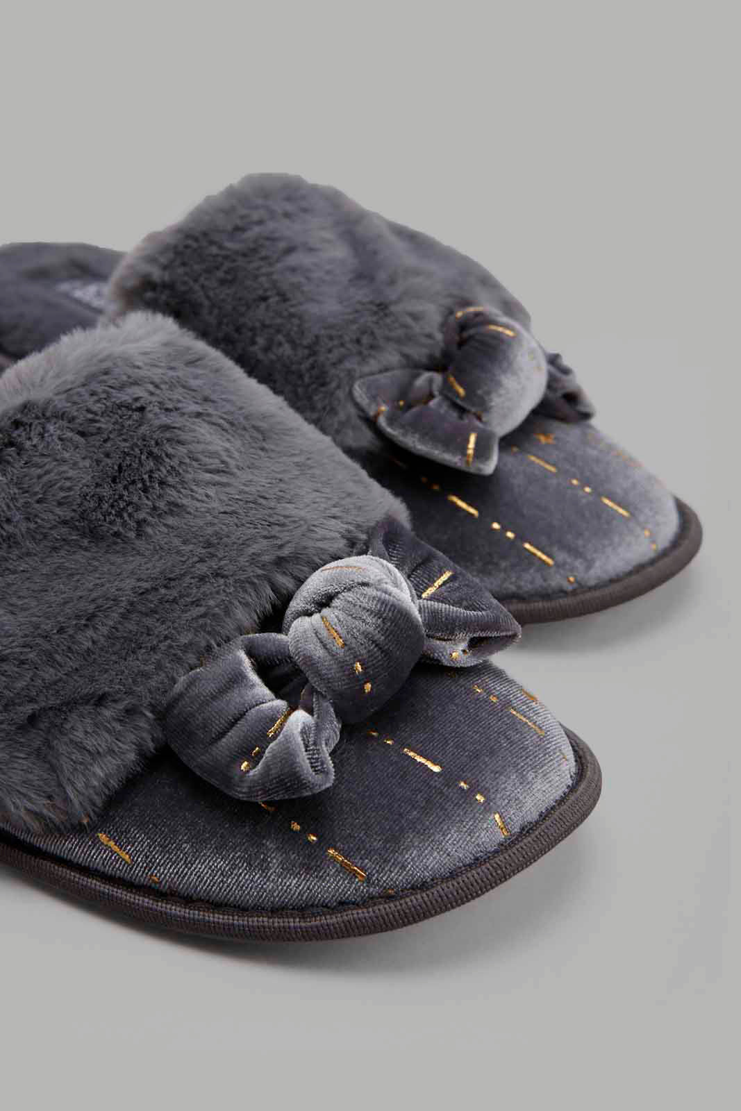 Redtag-Grey-Bow-Trim-Slipper-Category:Slippers,-Colour:Grey,-Deals:New-In,-Filter:Women's-Footwear,-New-In-Women-FOO,-Non-Sale,-Section:Women,-W22A,-Women-Slippers-Women's-