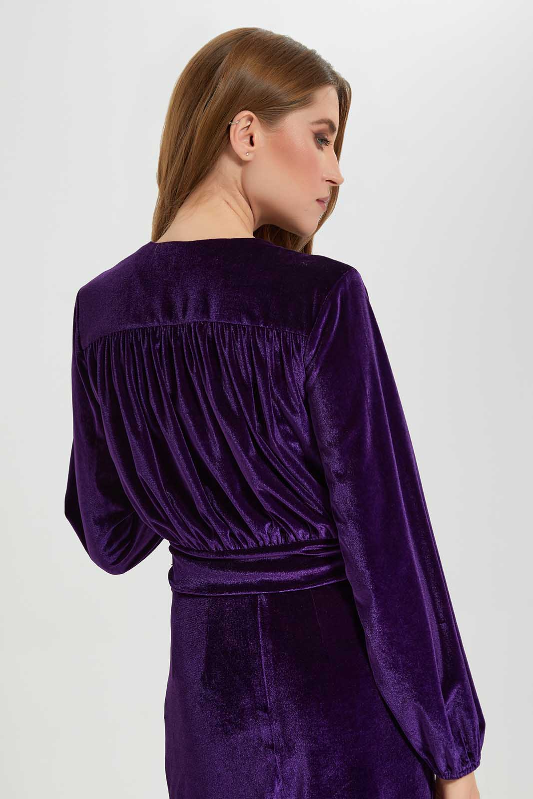 Redtag-Assorted-Velour-Gathered-Bottom-Blouse-Category:Blouses,-Colour:Assorted,-Deals:New-In,-Filter:Women's-Clothing,-LEC,-LEC-Blouses,-New-In-LEC-APL,-Non-Sale,-Section:Women,-W22A-Women's-