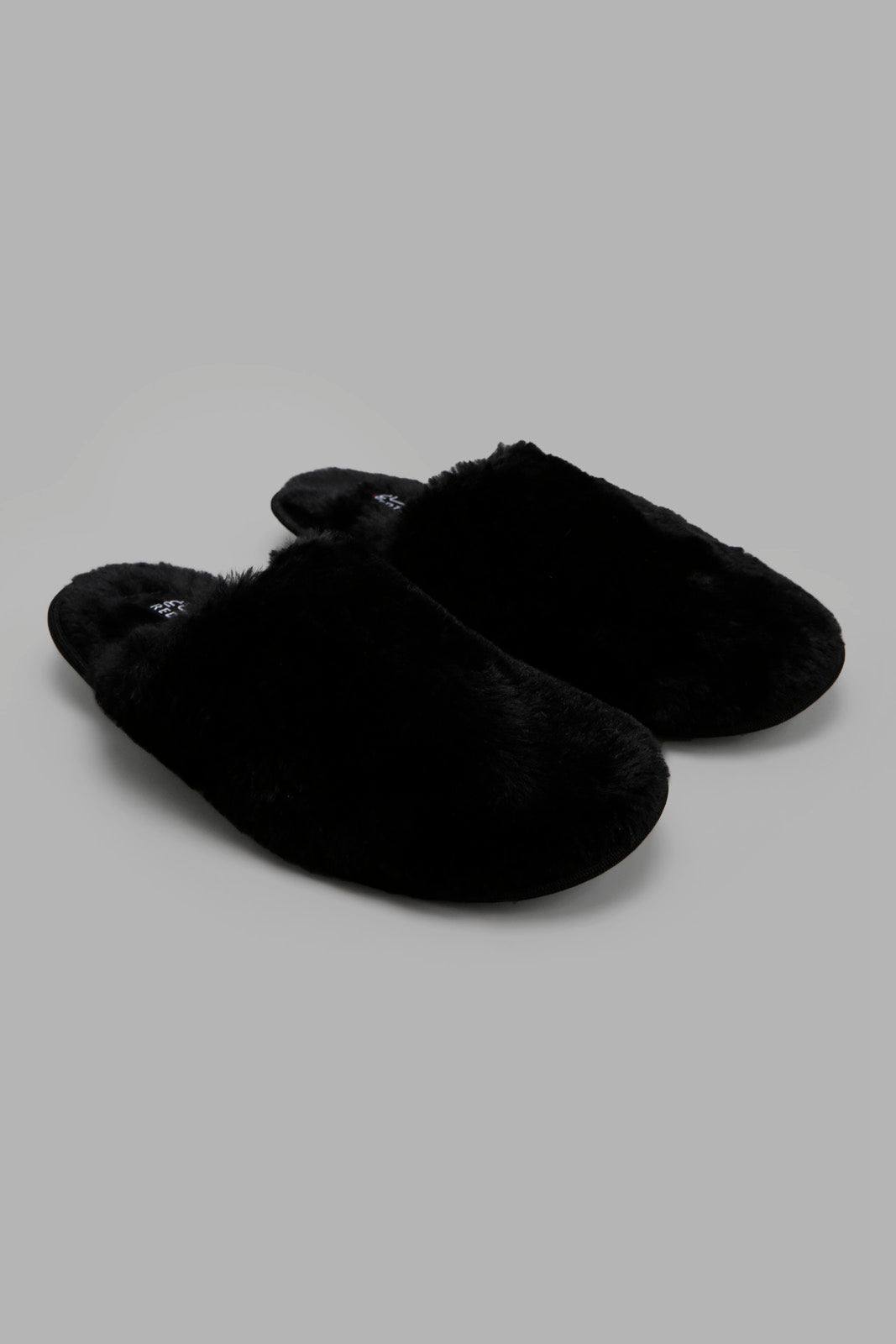 Redtag-Black-Closed-Toe-Slipper-Category:Slippers,-Colour:Black,-Deals:New-In,-Filter:Women's-Footwear,-New-In-Women-FOO,-Non-Sale,-Section:Women,-W22A,-Women-Slippers-Women's-