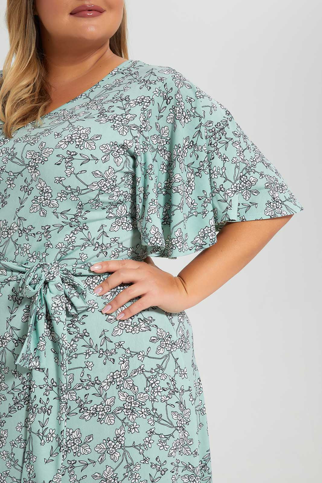 Redtag-Assorted-Floral-Print-Maxi-Dress-Category:Dresses,-Colour:Assorted,-Deals:New-In,-Filter:Plus-Size,-LDP-Dresses,-New-In-LDP-APL,-Non-Sale,-Section:Women,-W22O-Women's-