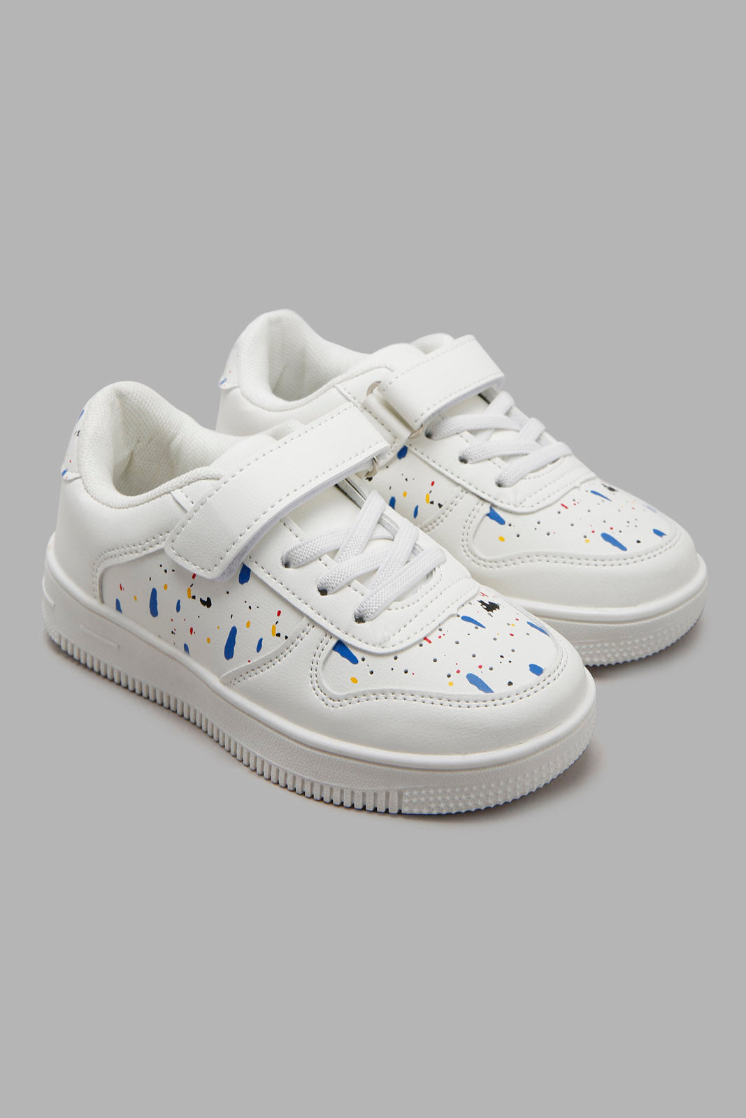 Redtag-White-Skate-BOY-Shoes,-Category:Shoes,-Colour:White,-Deals:New-In,-Filter:Boys-Footwear-(3-to-5-Yrs),-NDAY,-New-In-BOY-FOO,-Non-Sale,-Section:Boys-(0-to-14Yrs),-W22B-Boys-3 to 5 Years