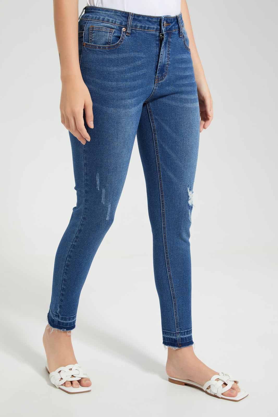 Redtag-Dark-Wash-Skinny-Low-Waist-Jeans-Category:Jeans,-Colour:Dark-Wash,-Deals:New-In,-Filter:Women's-Clothing,-FIT-WALL-(FTW),-New-In-Women-APL,-Non-Sale,-Section:Women,-W22O,-Women-Jeans-Women's-