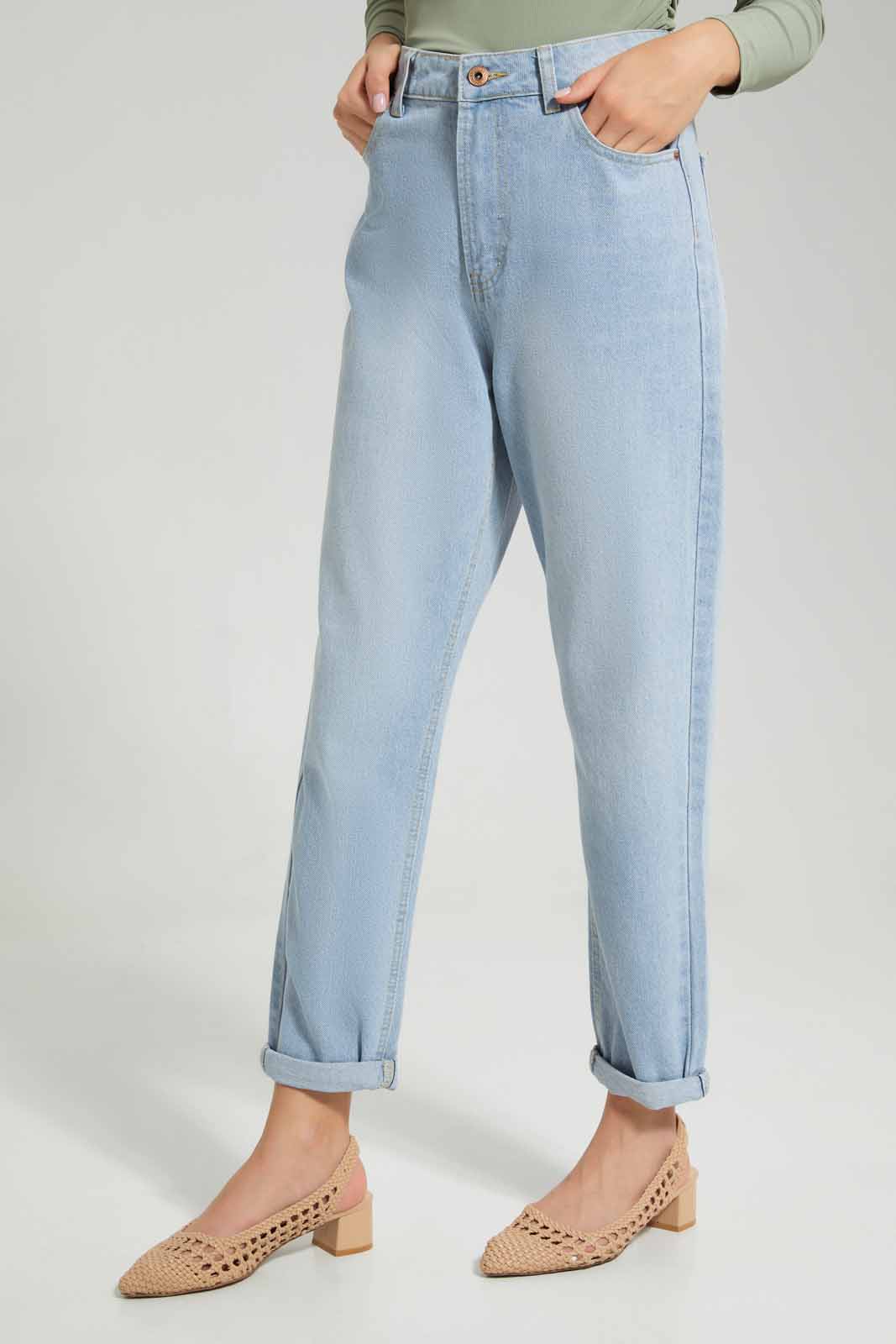 Redtag-Light-Wash-Mom-Fit-Jeans-Category:Jeans,-Colour:Light-Wash,-Deals:New-In,-Filter:Women's-Clothing,-New-In-Women-APL,-Non-Sale,-Section:Women,-TBL,-W22O,-Women-Jeans-Women's-