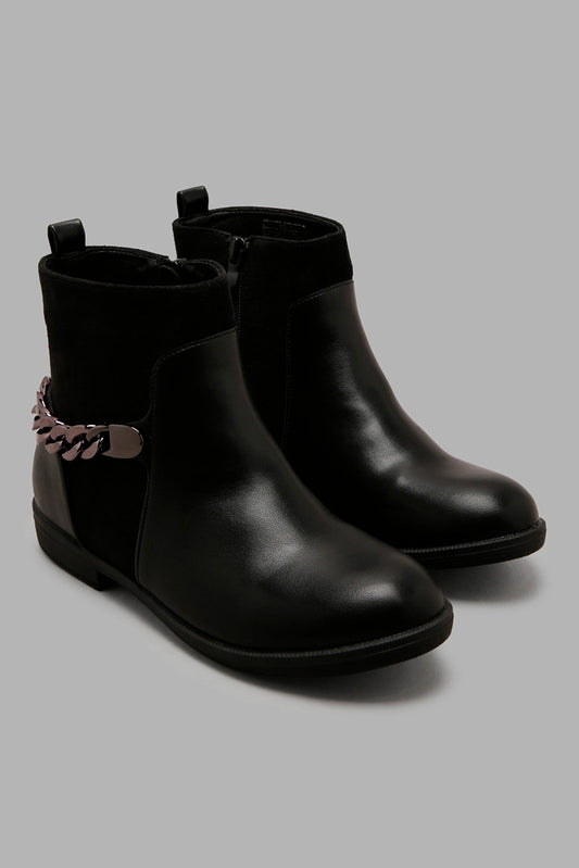 Redtag-Black-Chelsea-Boots-With-Chain-Detail-Category:Boots,-Colour:Black,-Deals:New-In,-Filter:Girls-Footwear-(5-to-14-Yrs),-GSR-Boots,-New-In-GSR-FOO,-Non-Sale,-Section:Boys-(0-to-14Yrs),-W22B--