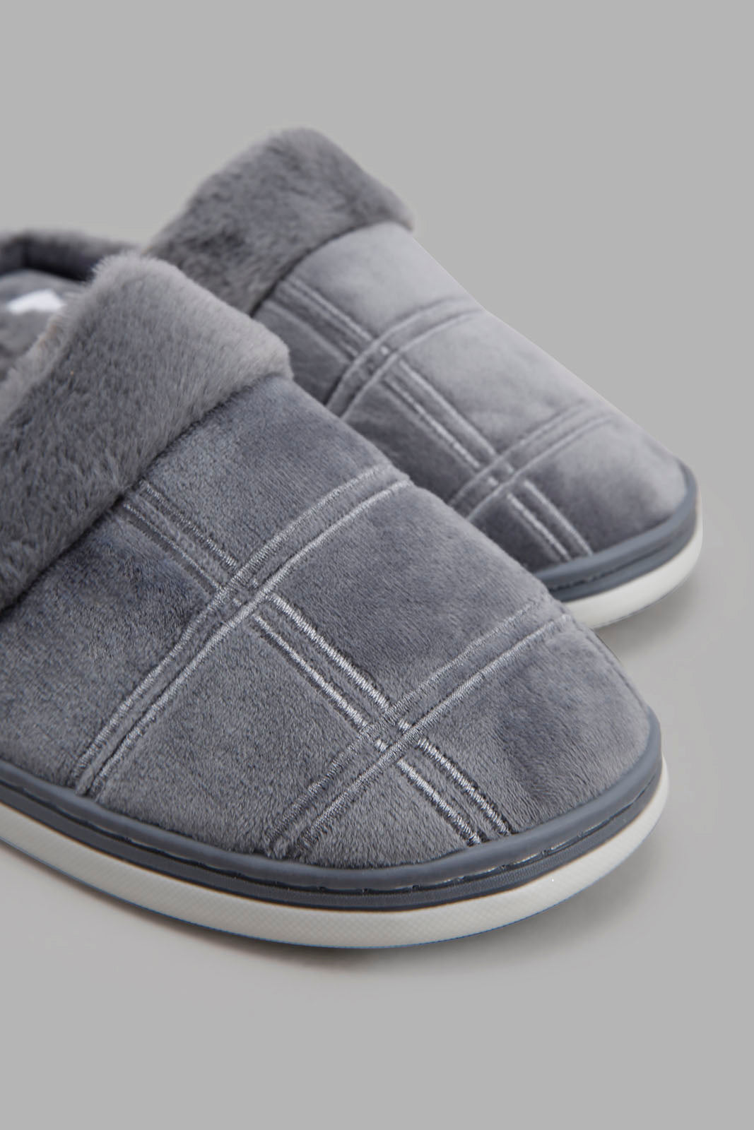 Redtag-Mid-Grey-Slipper-Category:Slippers,-Colour:Grey,-Deals:New-In,-Filter:Men's-Footwear,-Men-Slippers,-New-In-Men-FOO,-Non-Sale,-Section:Men,-W22A-Men's-