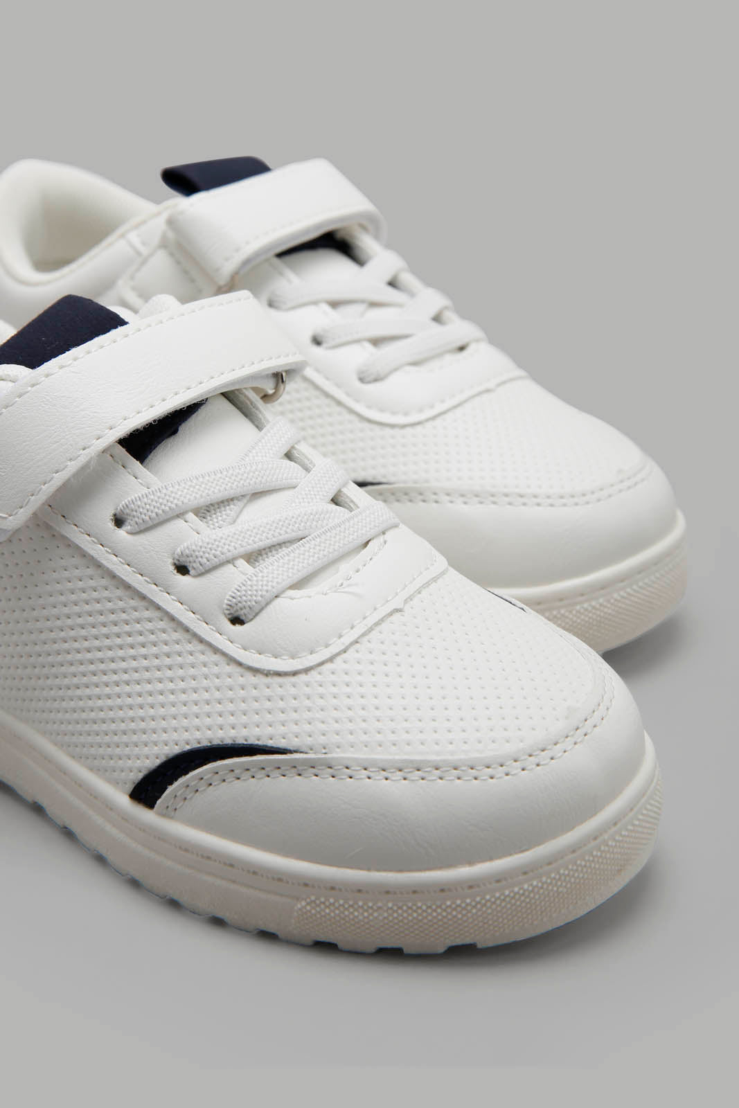 Redtag-White-Multi-Color-Skate-Shoe-BOY-Shoes,-Category:Shoes,-Colour:White,-Deals:New-In,-Filter:Boys-Footwear-(3-to-5-Yrs),-New-In-BOY-FOO,-Non-Sale,-Section:Boys-(0-to-14Yrs),-W22A-Boys-3 to 5 Years