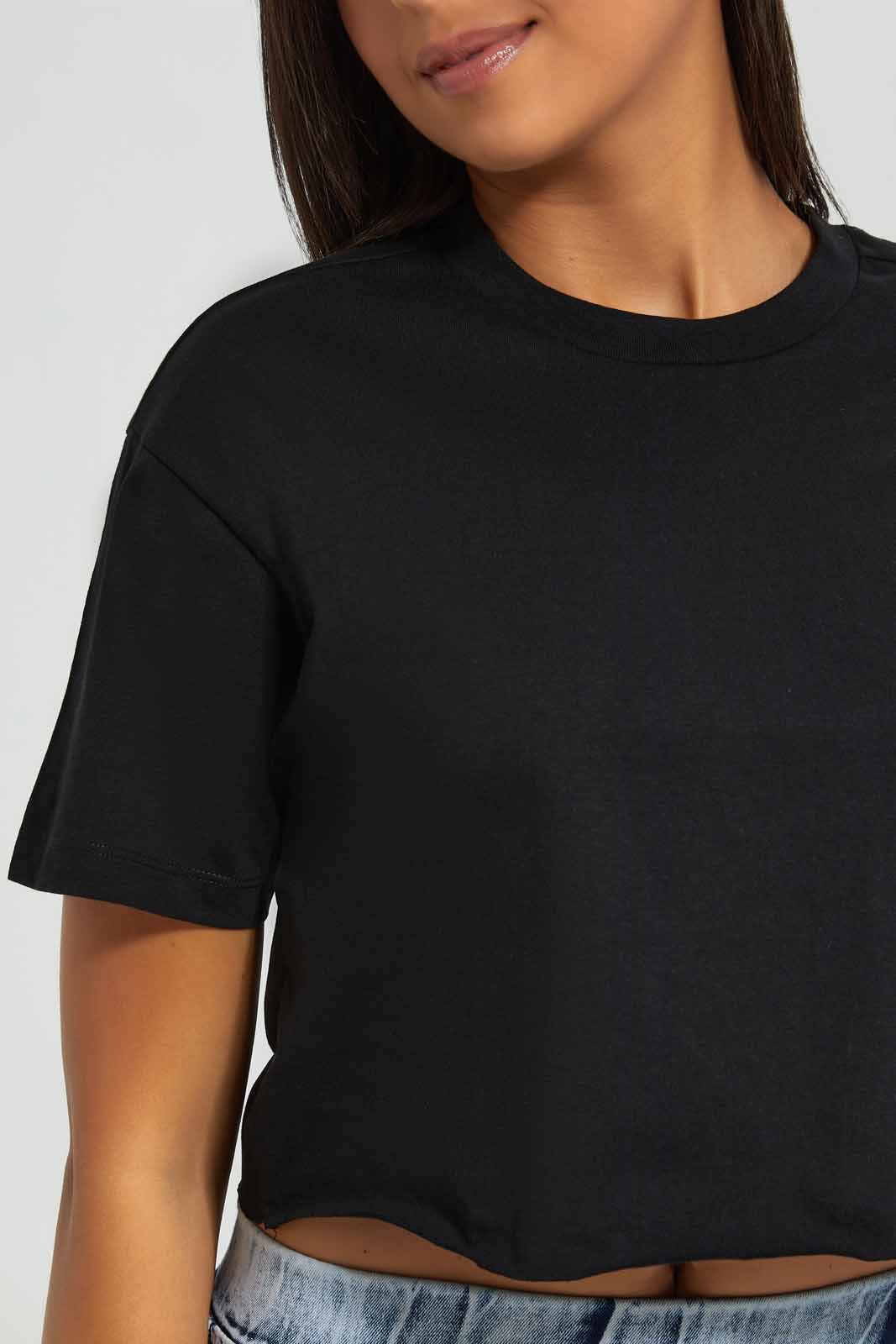 Redtag-Black-Boxy-Cropped-Tee-Category:T-Shirts,-Colour:Black,-Deals:New-In,-Filter:Women's-Clothing,-KSH,-New-In-Women-APL,-Non-Sale,-Section:Women,-W22A,-Women-T-Shirts-Women's-