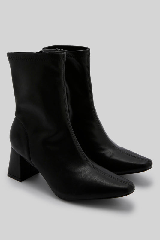 Redtag-Black-Block-Heel-Stretch-Boot-Category:Boots,-Colour:Black,-Deals:New-In,-Filter:Women's-Footwear,-New-In-Women-FOO,-Non-Sale,-Section:Women,-W22B,-Women-Boots-Women's-