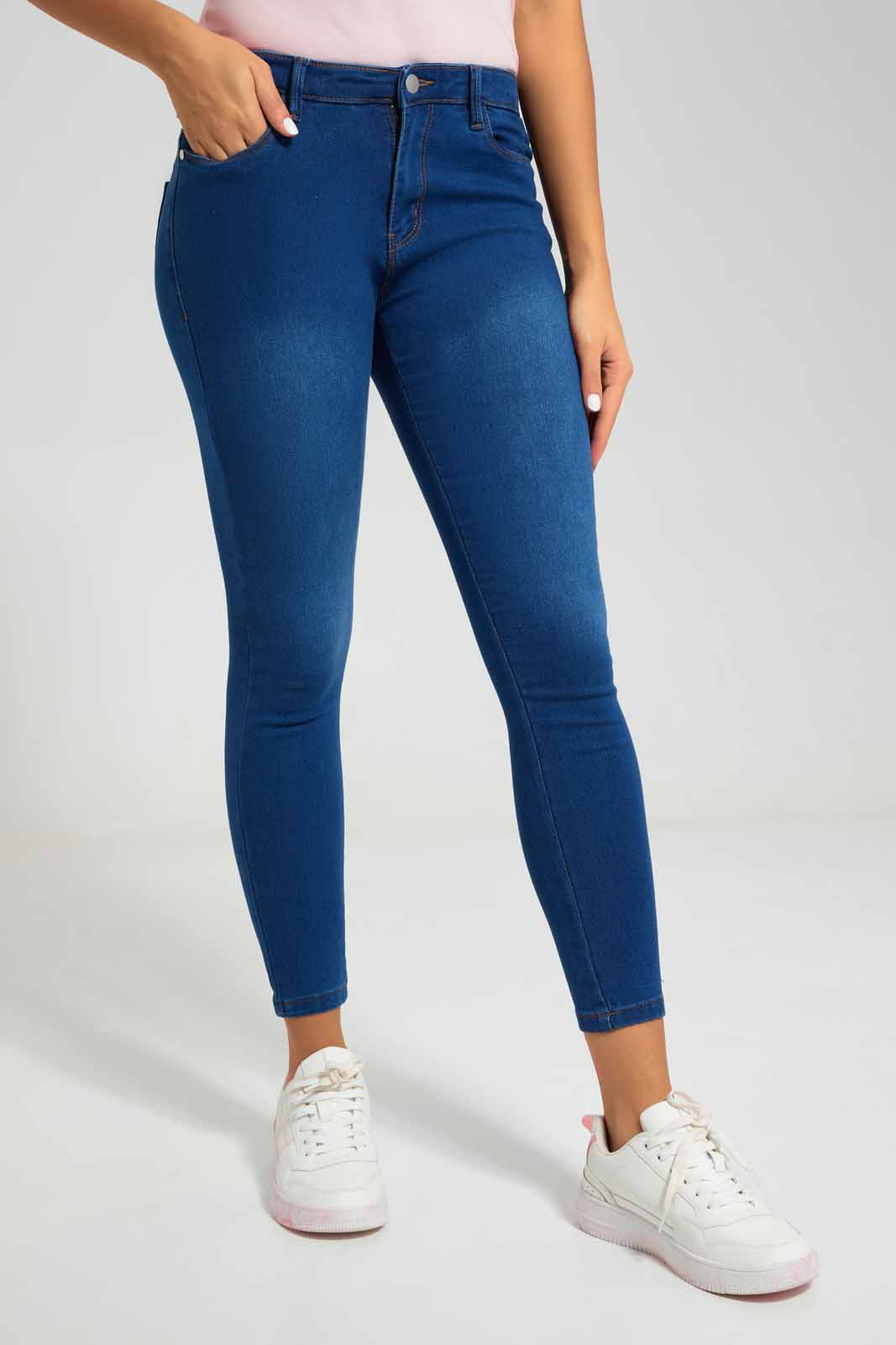Redtag-Dark-Wash-Skinny-Mid-Waist-Jeans-Category:Jeans,-Colour:Dark-Wash,-Deals:New-In,-Filter:Women's-Clothing,-New-In-Women-APL,-Non-Sale,-Section:Women,-TBL,-W22O,-Women-Jeans-Women's-