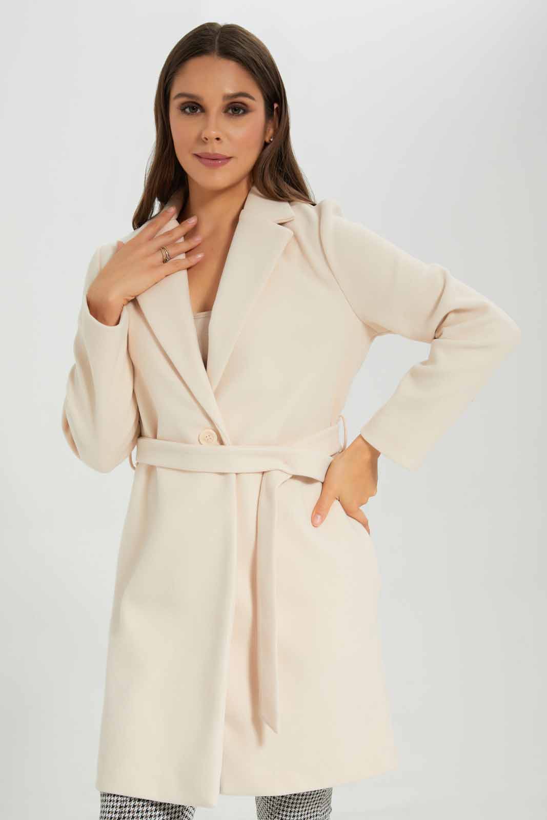 Redtag-Pink-L/S-Plain-Notch-Collar-Coat-Category:Jackets,-Colour:Apricot,-Deals:New-In,-EHW,-Filter:Women's-Clothing,-New-In-Women-APL,-Non-Sale,-Section:Women,-W22B,-Women-Jackets-Women's-