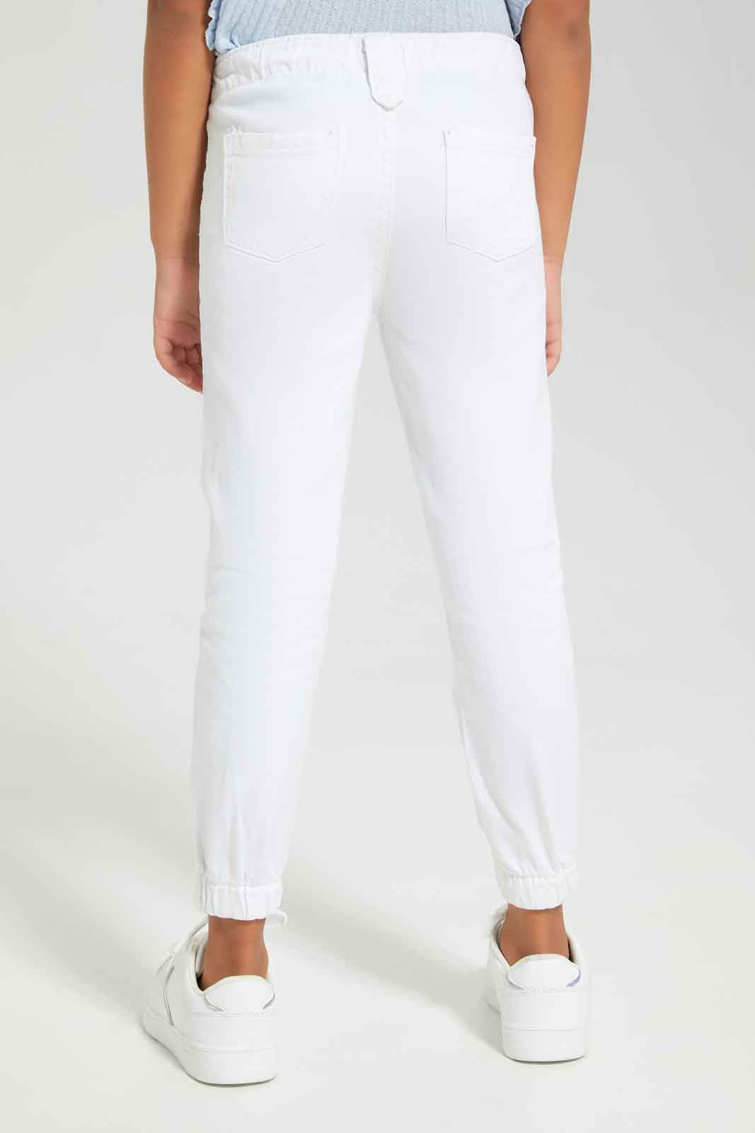 Redtag-White-Twill-Jogger-With-Front-Patch-Pockets-Category:Jeans,-Colour:White,-Deals:New-In,-Filter:Girls-(2-to-8-Yrs),-FIT-WALL-(FTW),-GIR-Jeans,-New-In-GIR-APL,-Non-Sale,-Section:Girls-(0-to-14Yrs),-W22A-Girls-2 to 8 Years