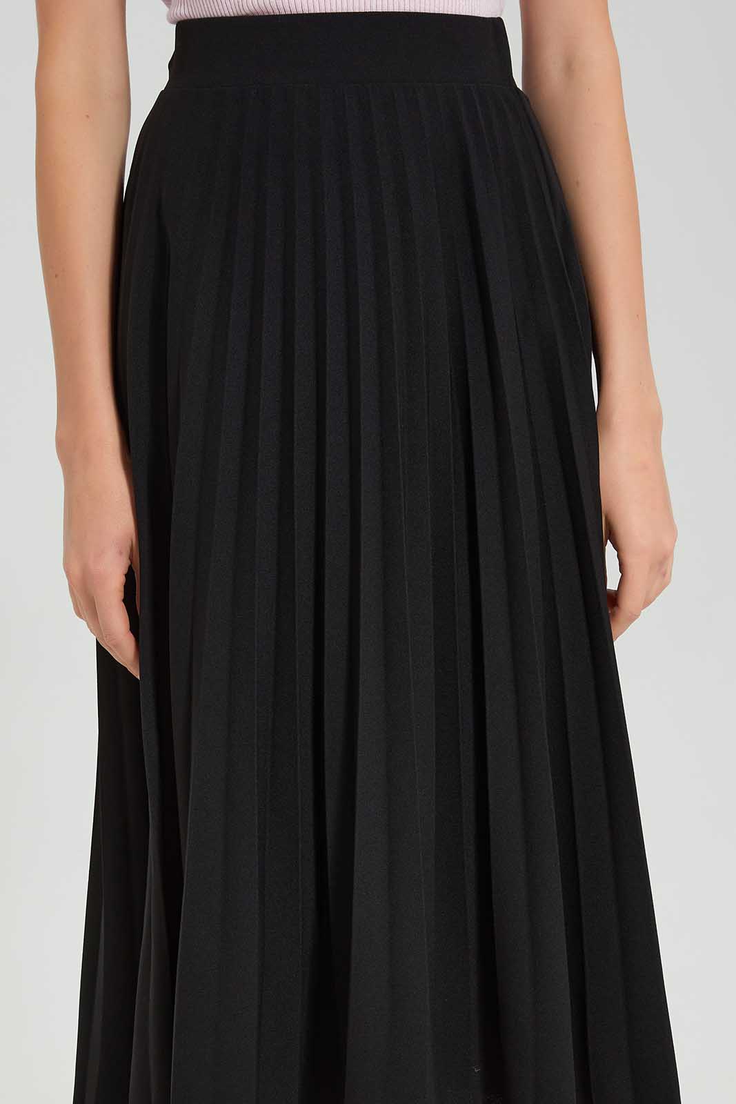 Redtag-Black-Pleated-Skirt-Category:Skirts,-Colour:Black,-Deals:New-In,-Filter:Women's-Clothing,-LEC,-LEC-Skirts,-New-In-LEC-APL,-Non-Sale,-Section:Women,-W22A-Women's-